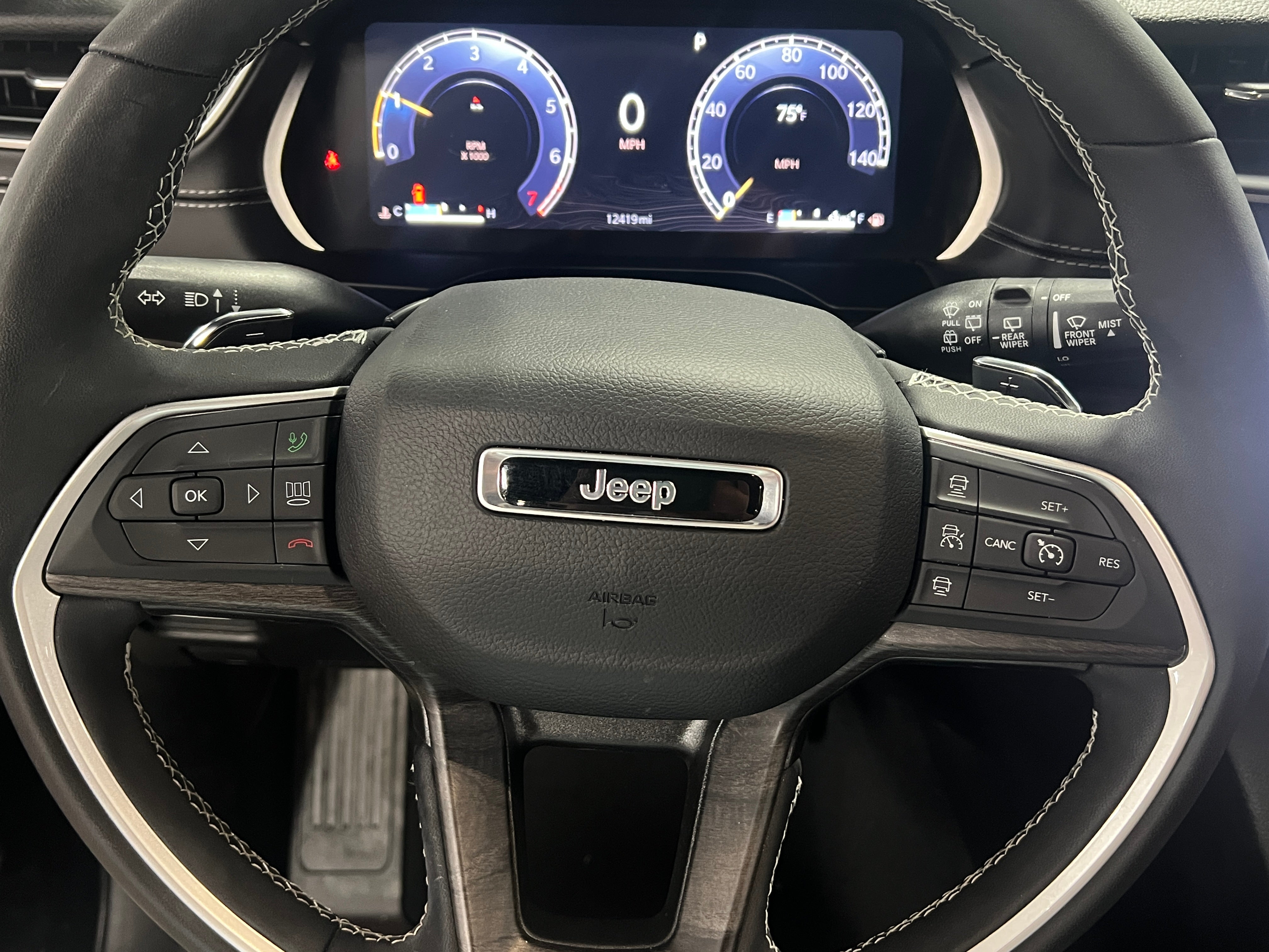 2024 Jeep Grand Cherokee L Limited Edition 4