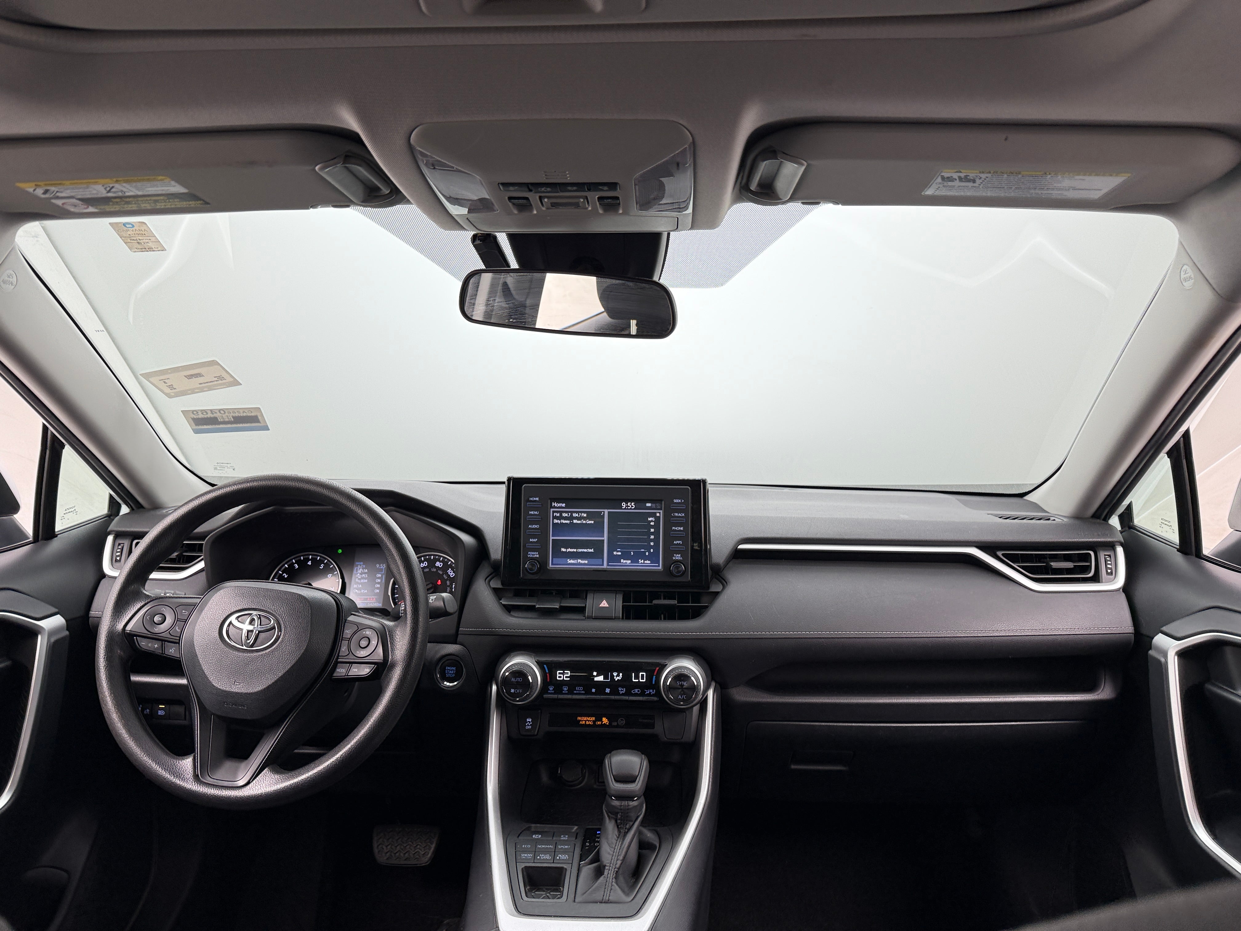 2019 Toyota RAV4 XLE 3