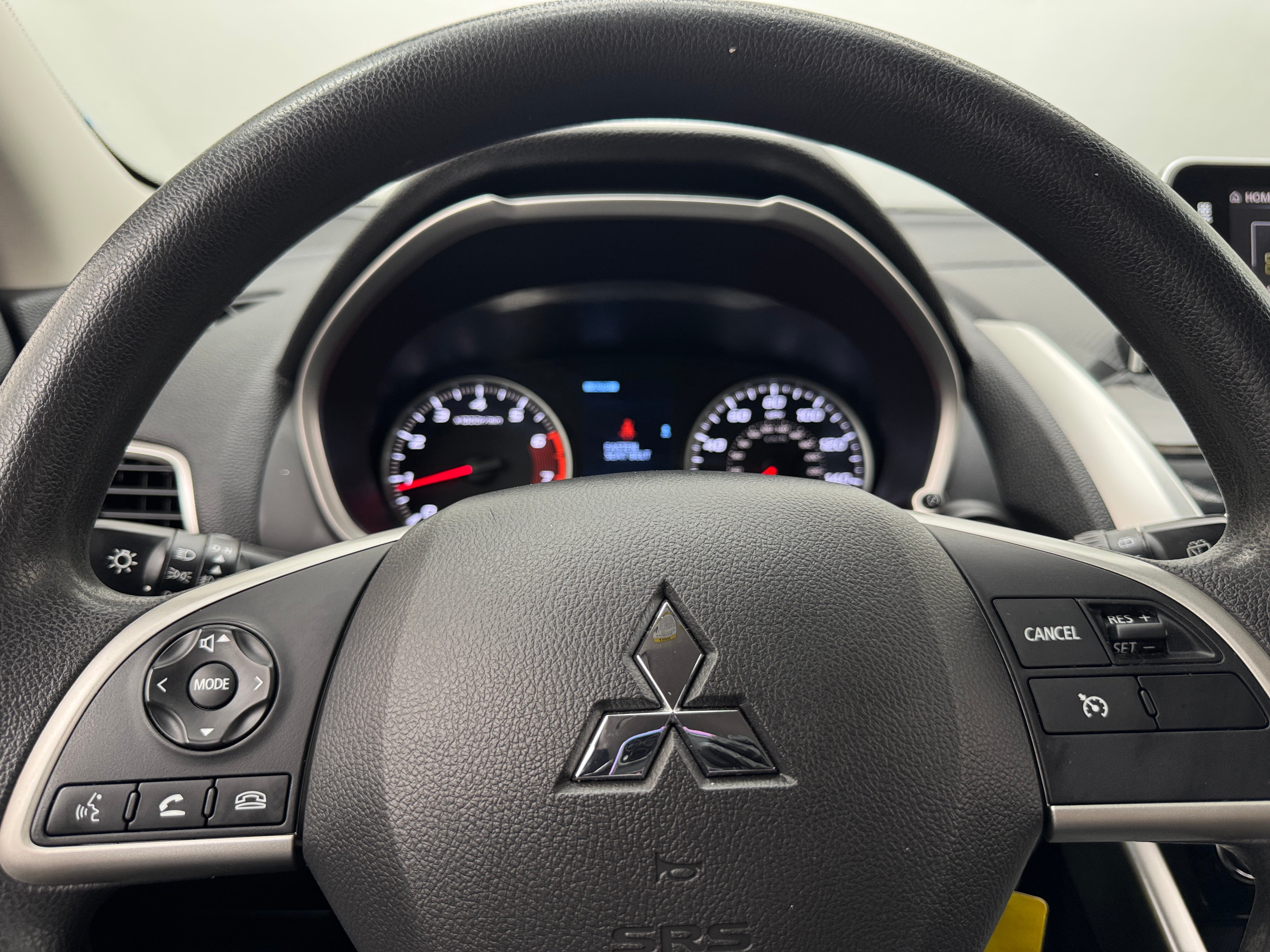 2019 Mitsubishi Eclipse Cross LE 5