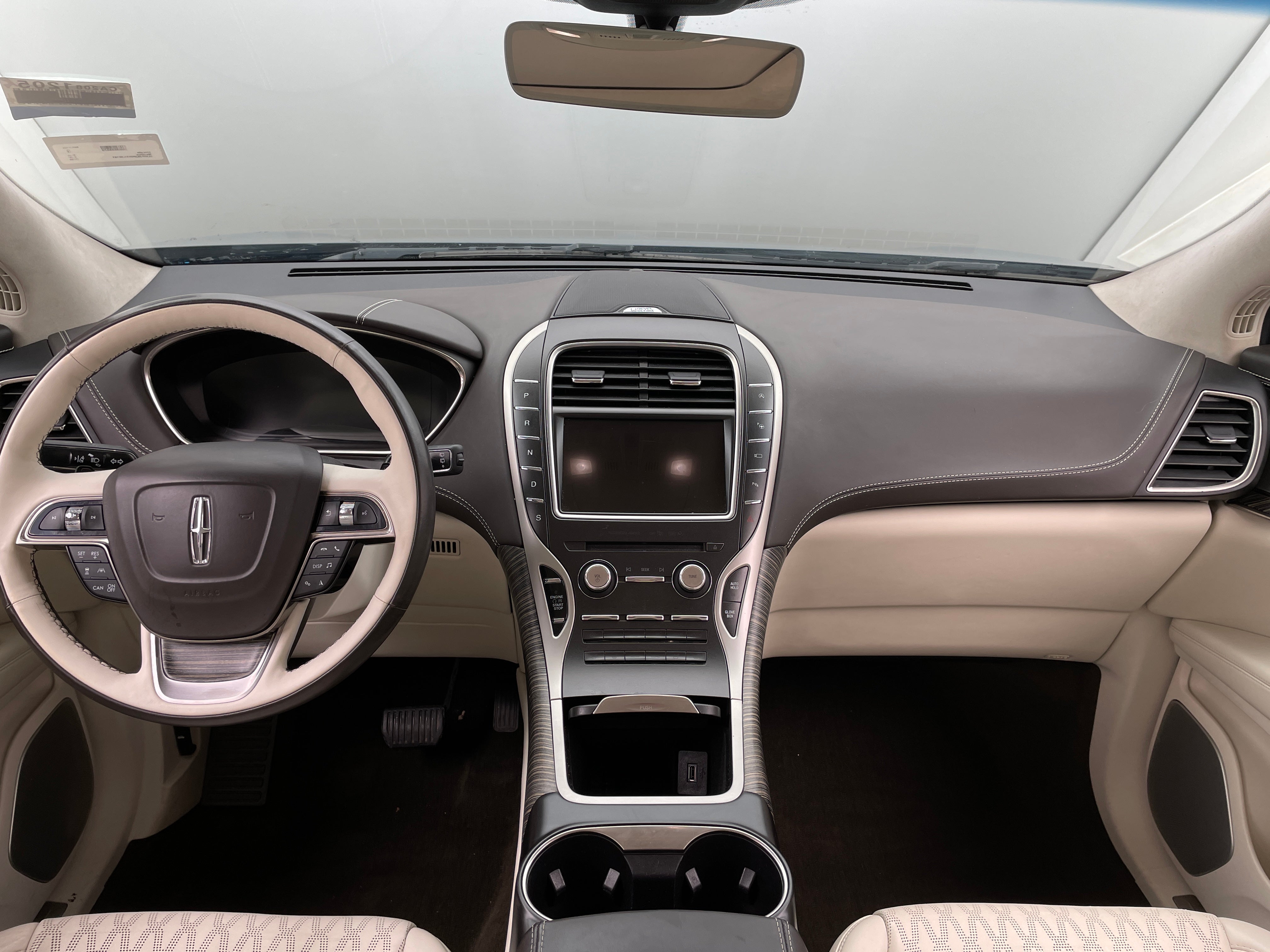 2019 Lincoln Nautilus Black Label 2