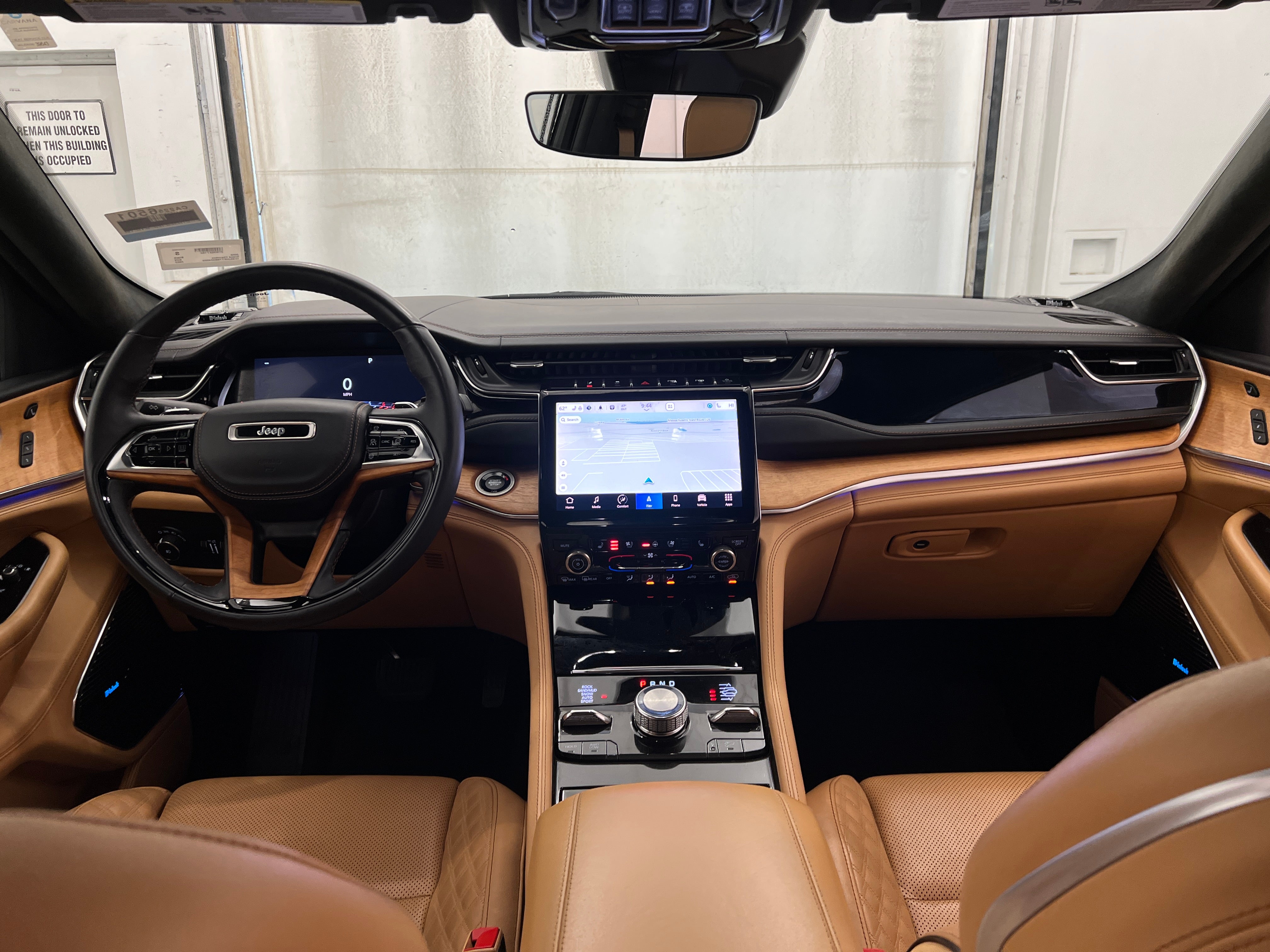 2022 Jeep Grand Cherokee Summit 2