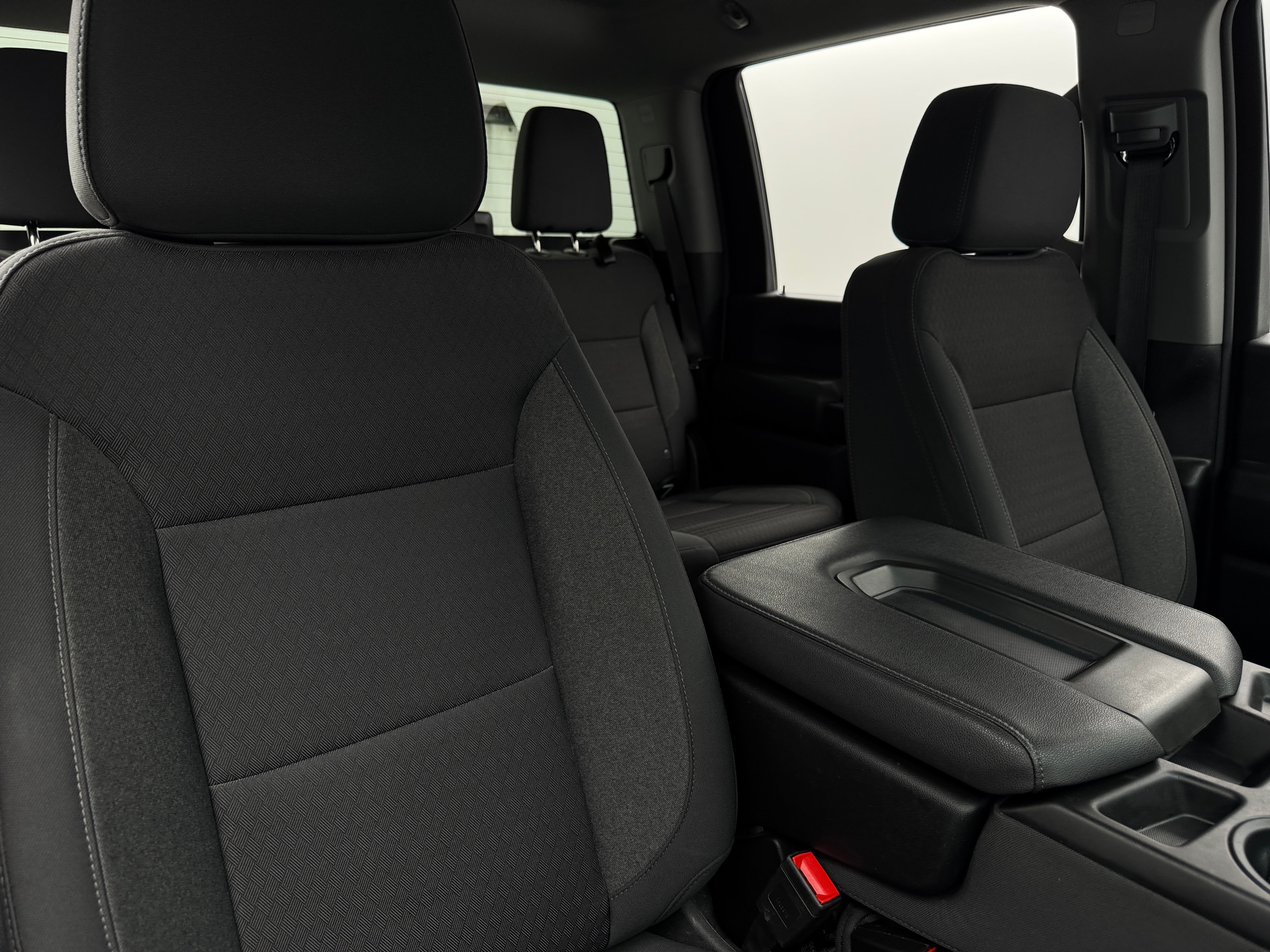 2024 Chevrolet Silverado 2500 Custom 2