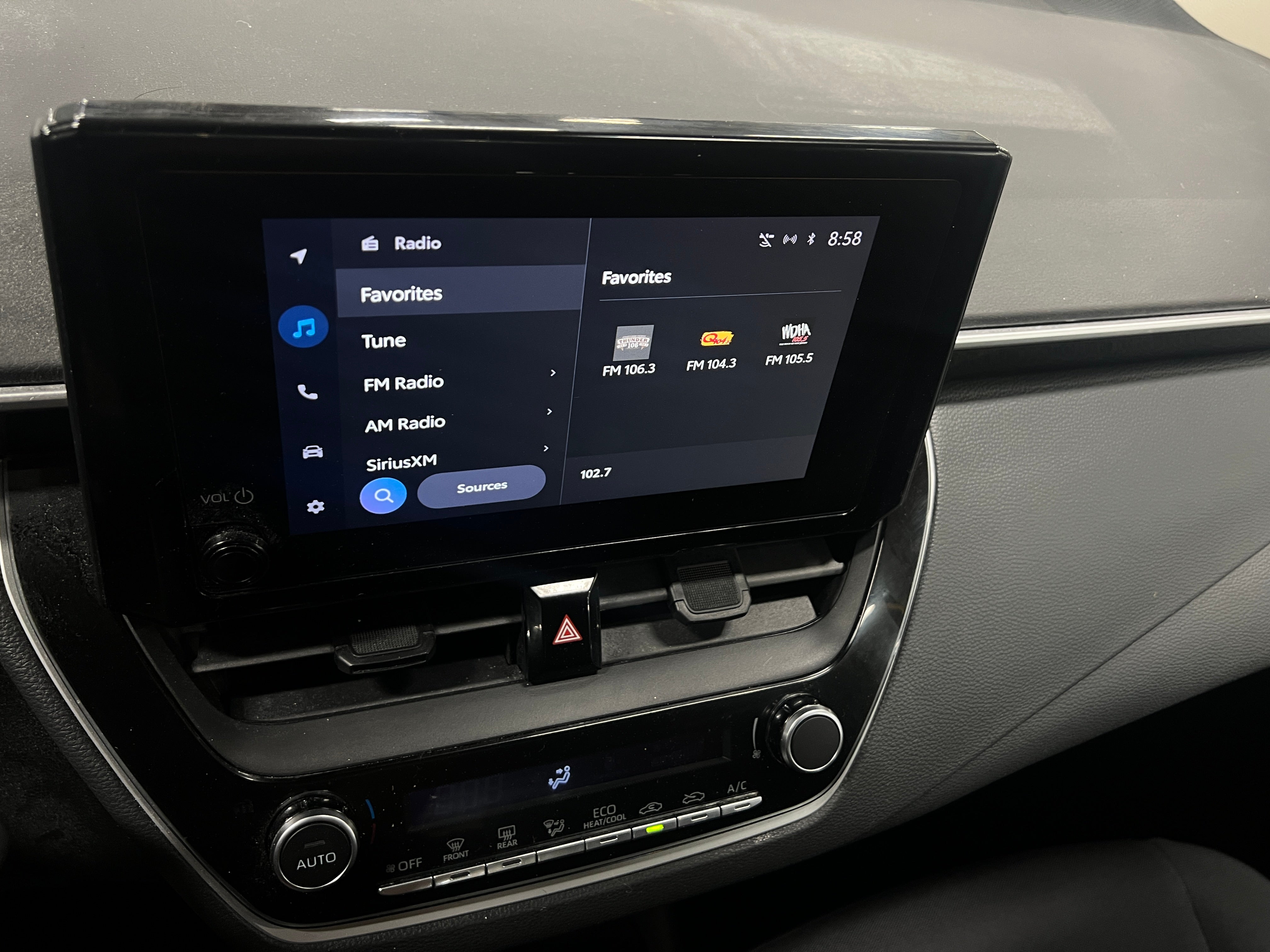 2023 Toyota Corolla LE 4
