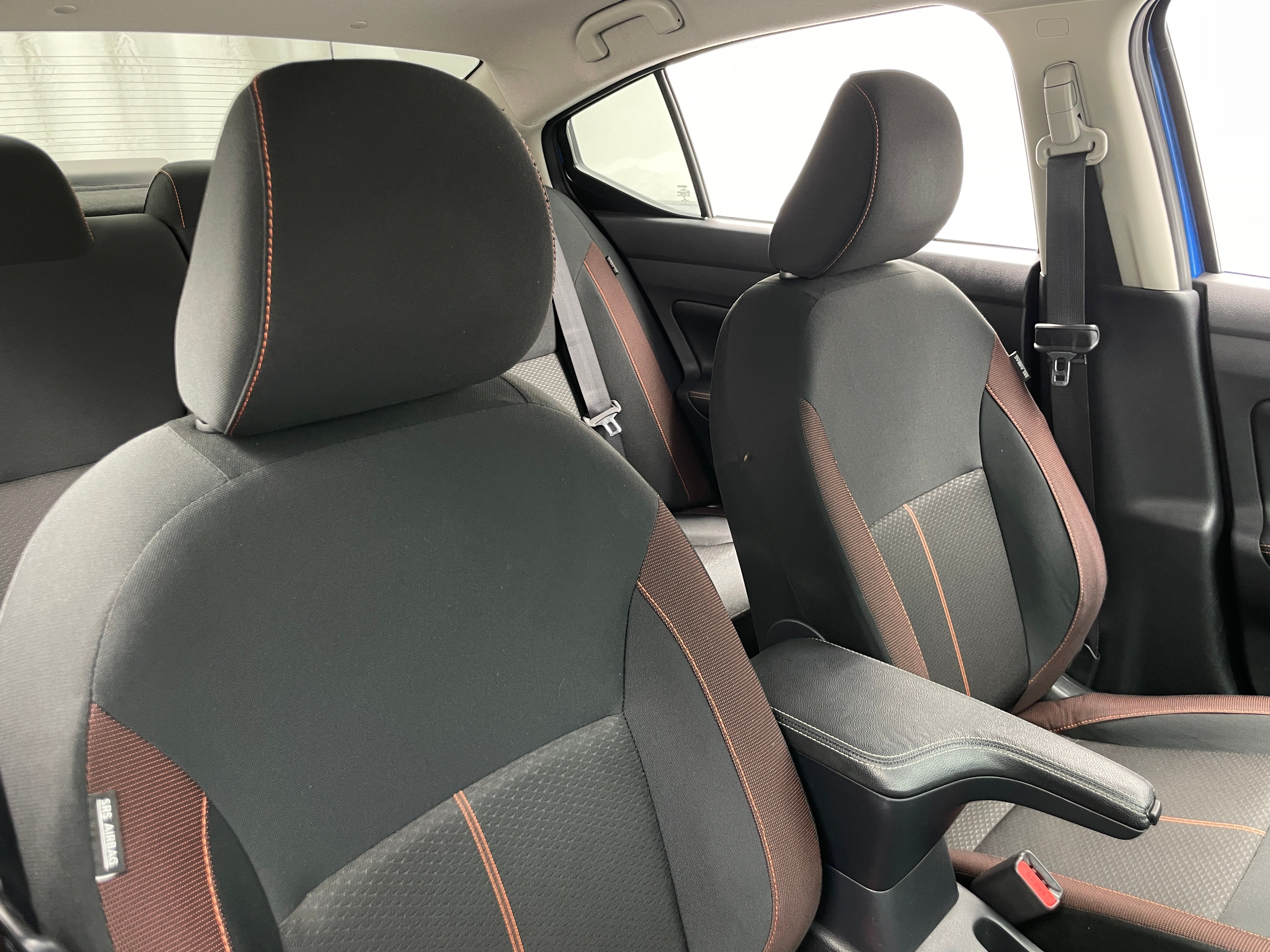 2020 Nissan Versa SR 2