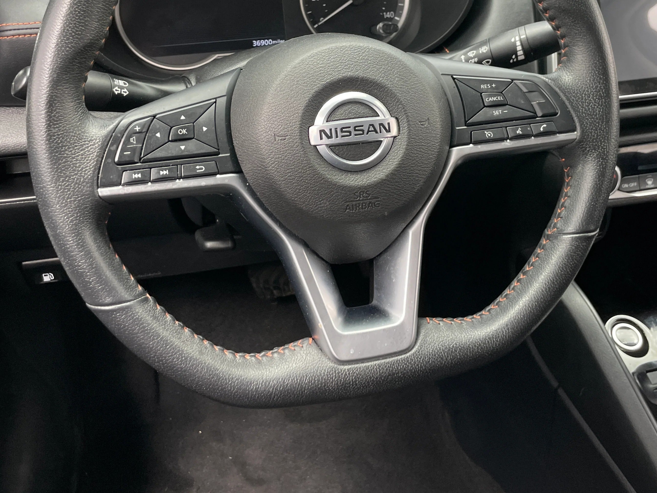2020 Nissan Versa SR 5