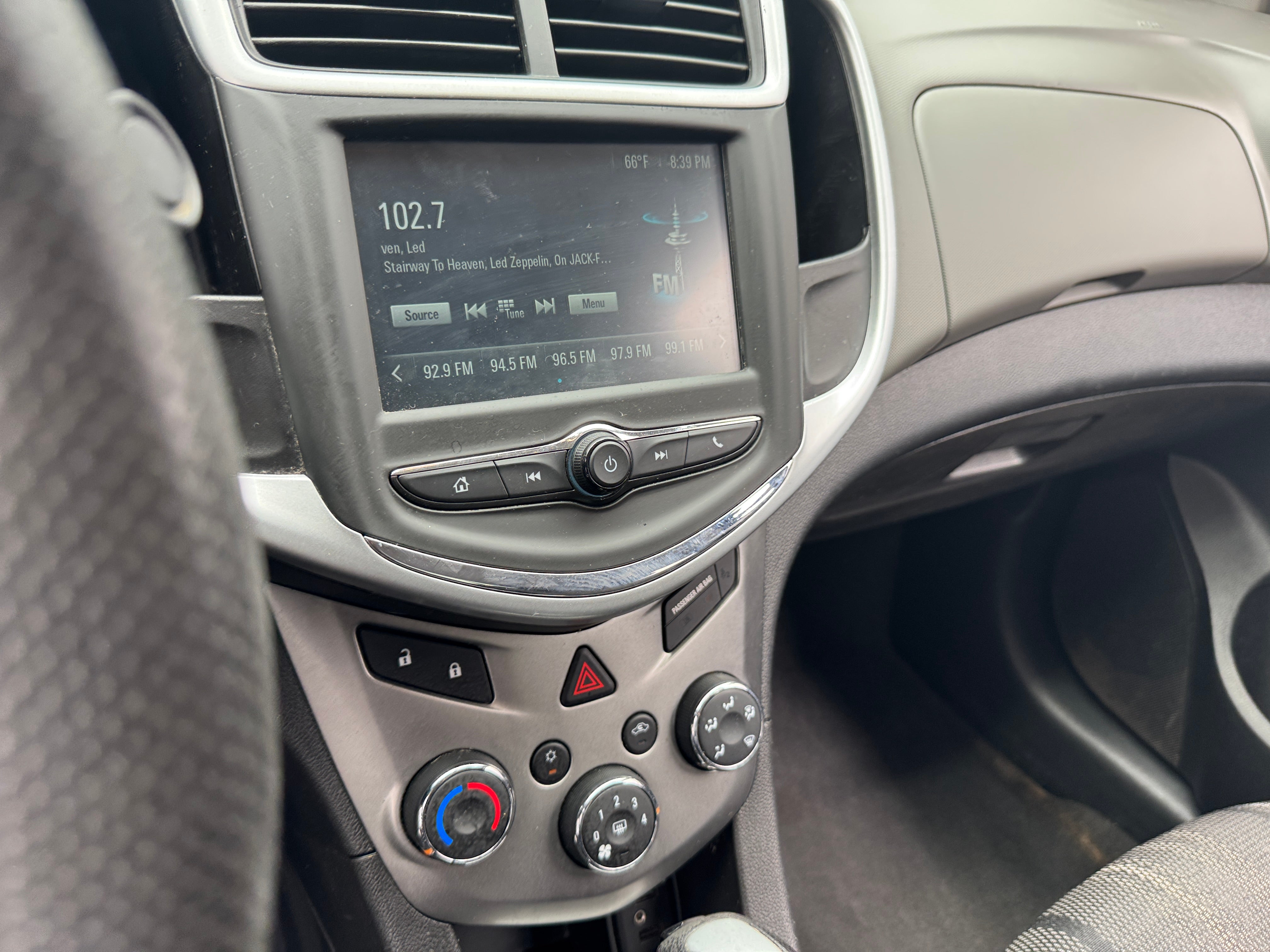 2017 Chevrolet Sonic LT 4