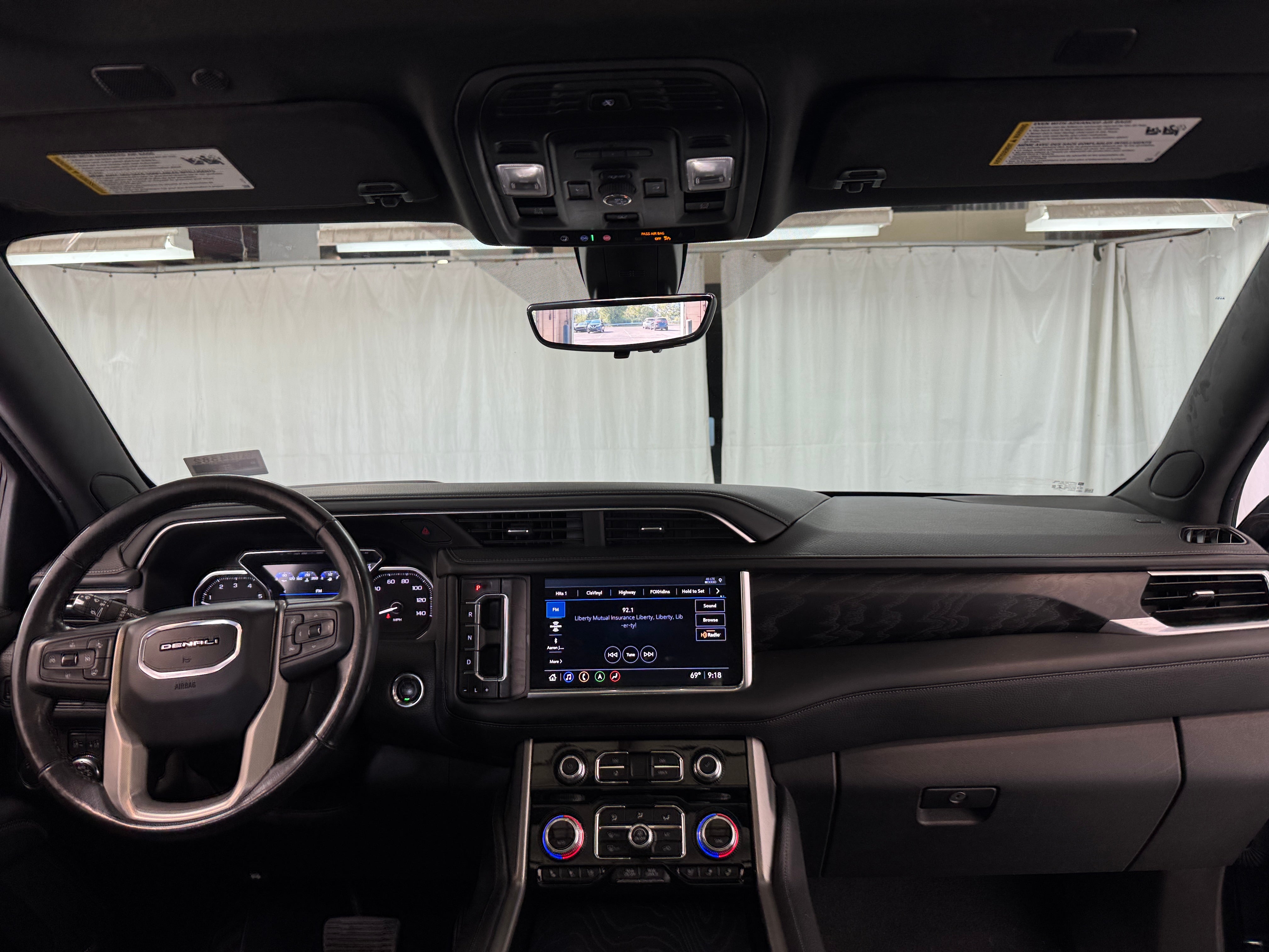 2021 GMC Yukon Denali 2