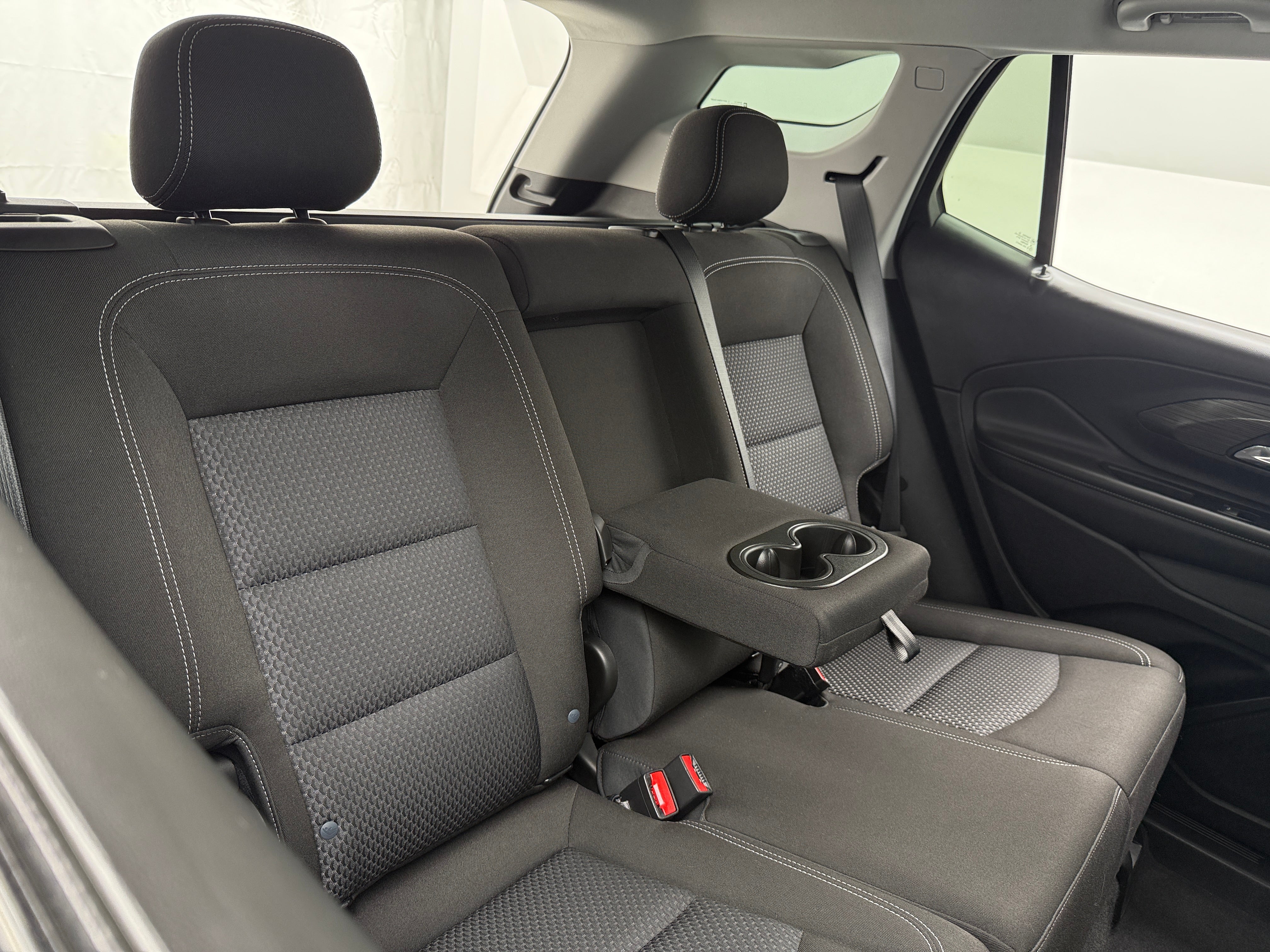 2023 GMC Terrain SLE 6