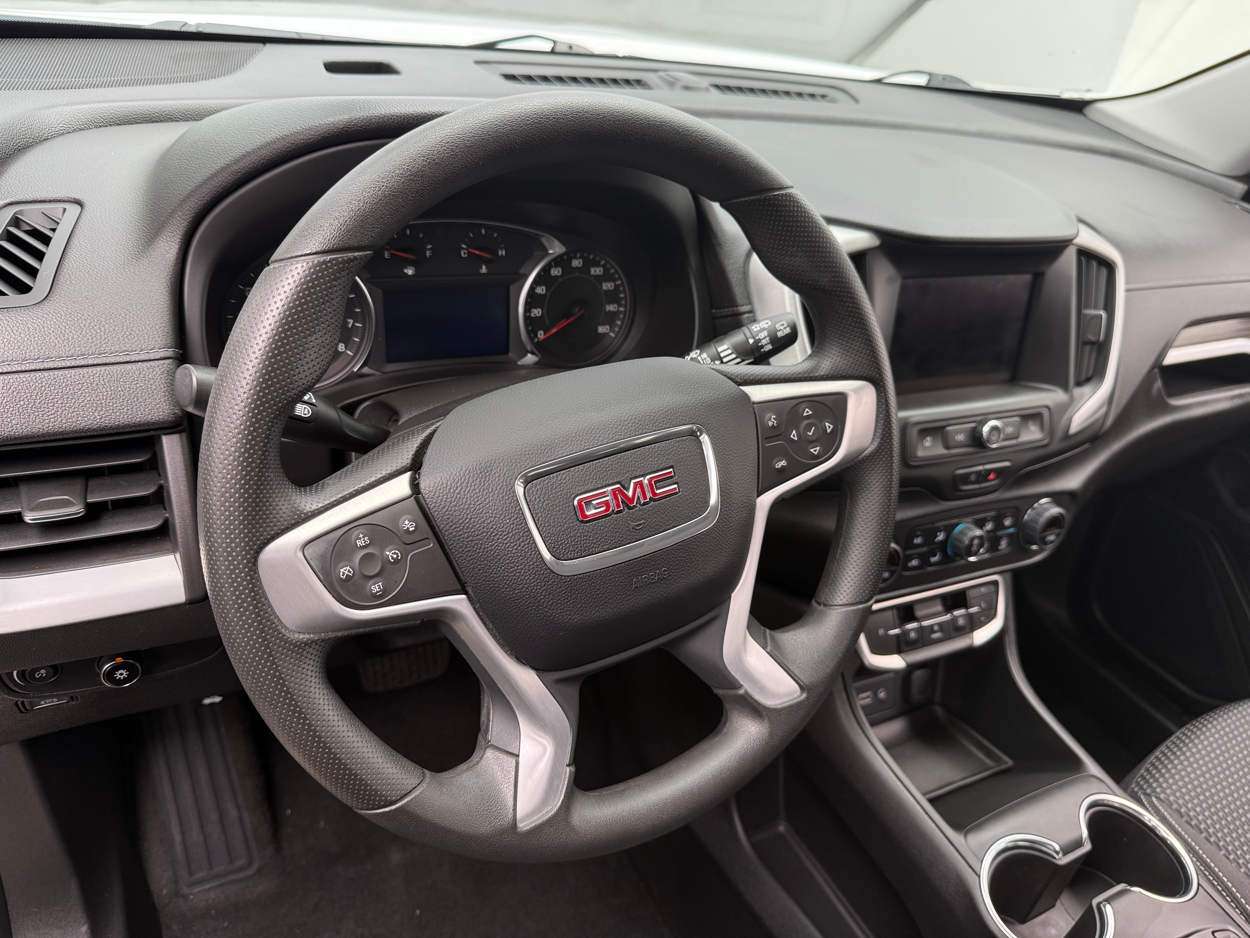 2023 GMC Terrain SLE 5