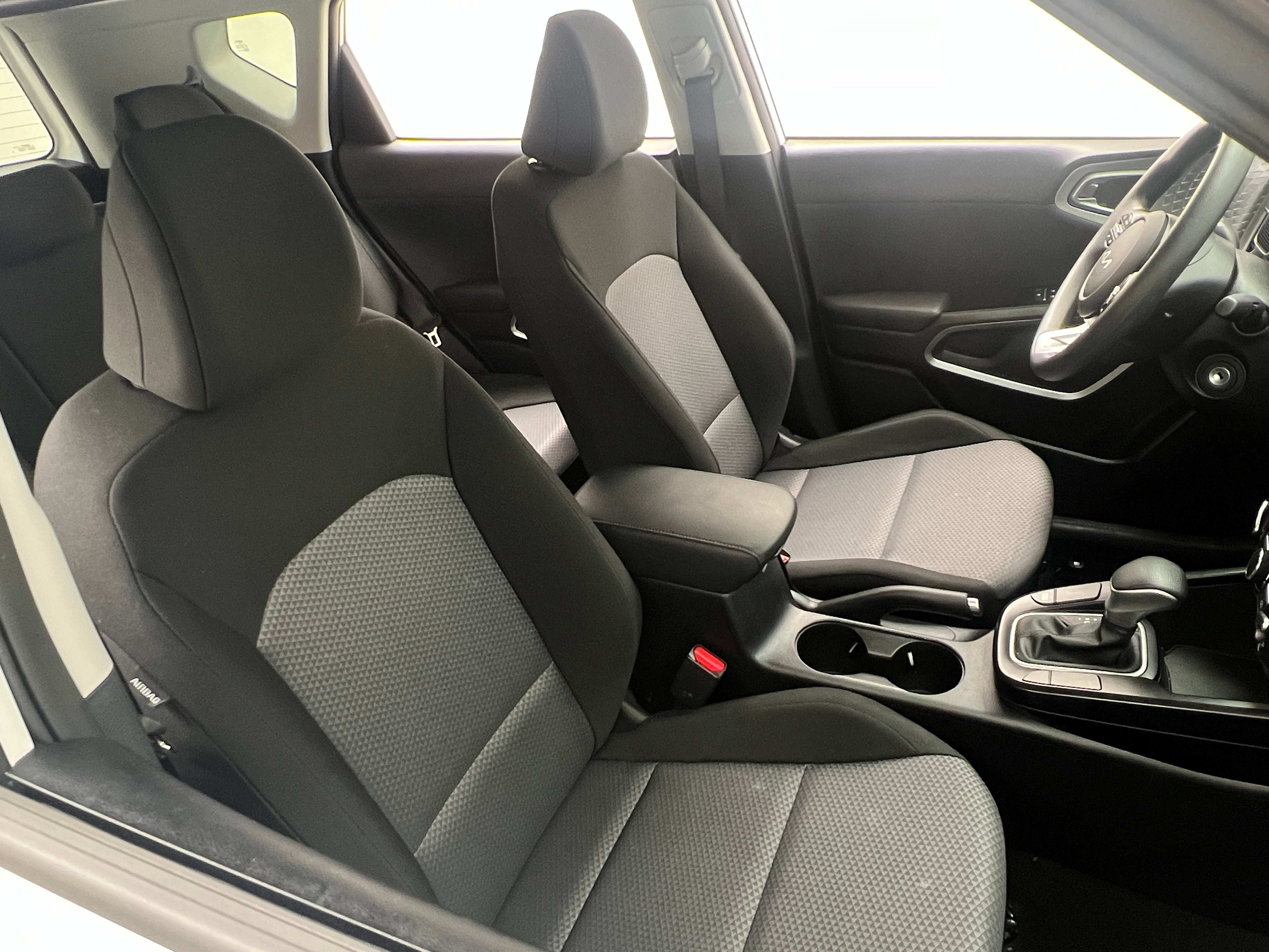 2024 Kia Soul LX 2