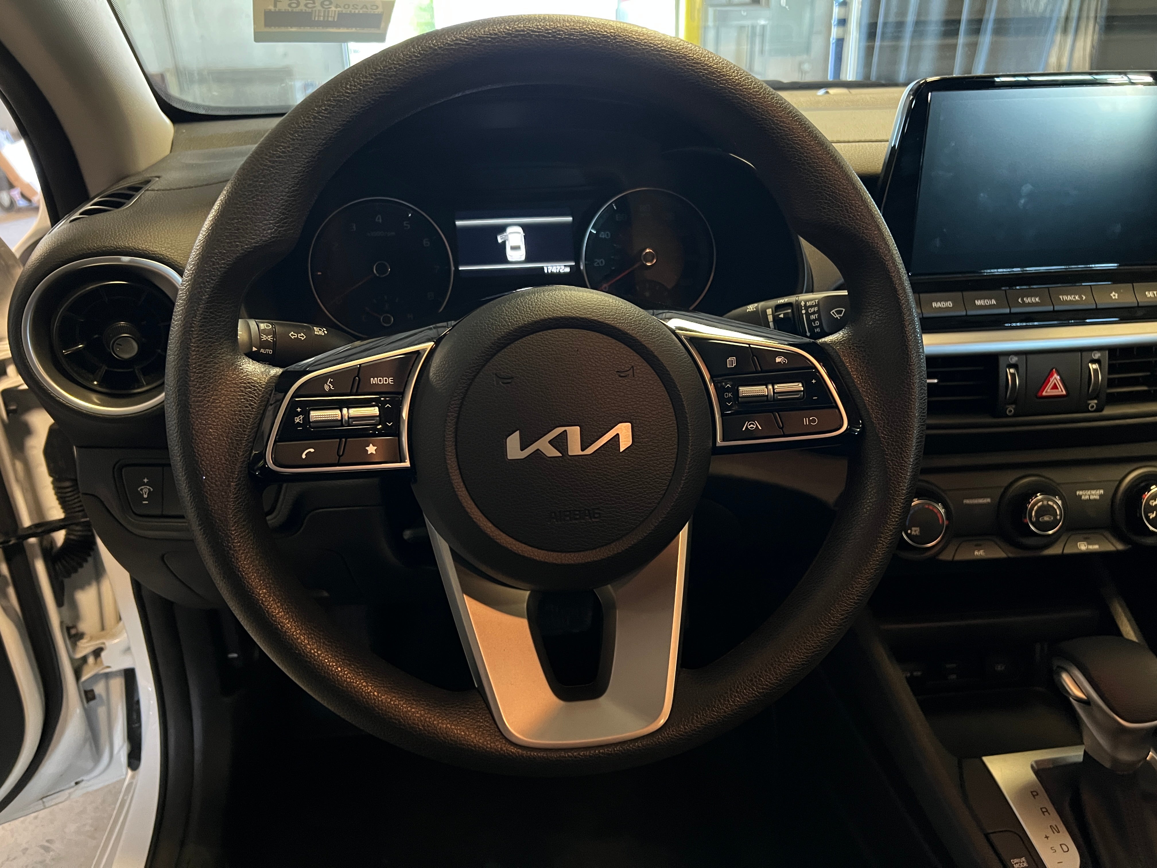 2024 Kia Forte LXS 5