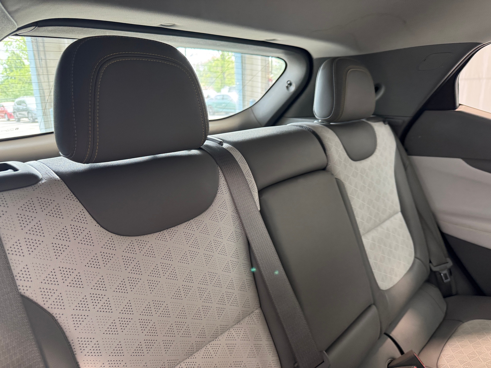 Thumbnail: 2022 Chevrolet Bolt EUV - 5