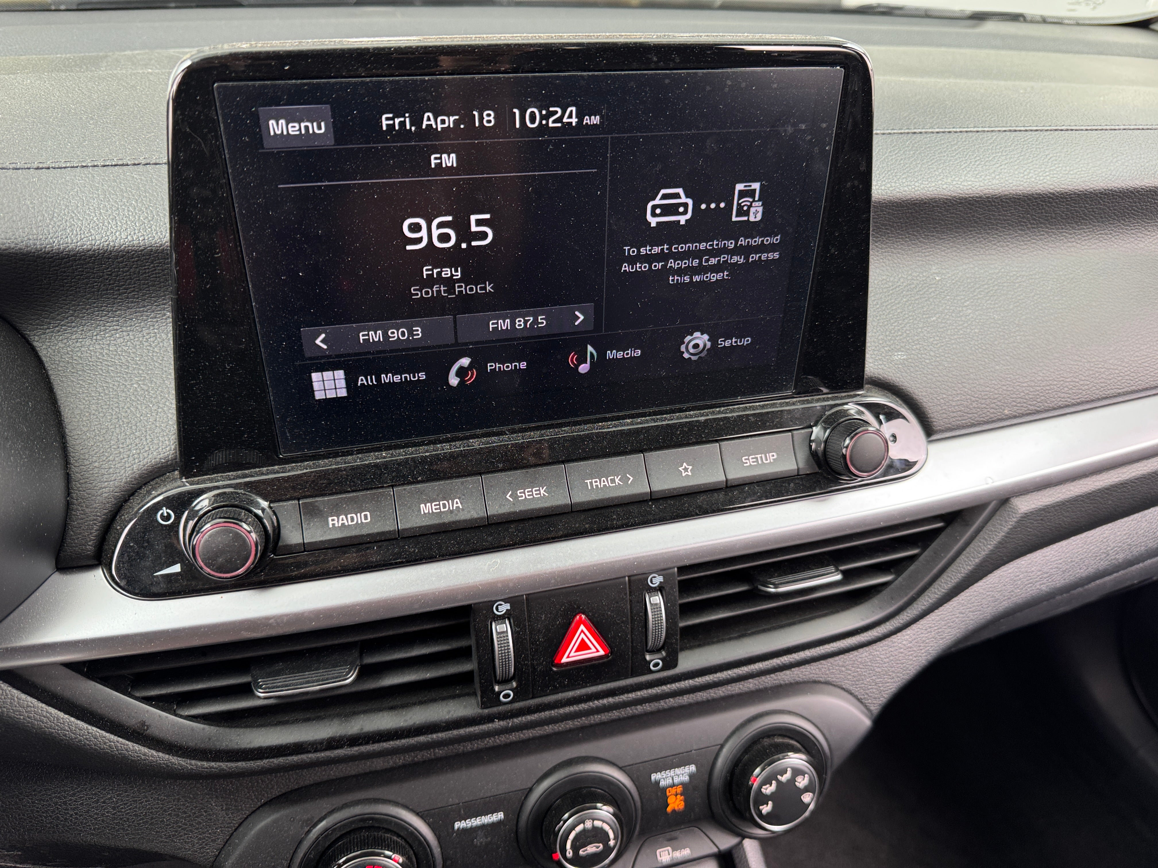 2024 Kia Forte LXS 4