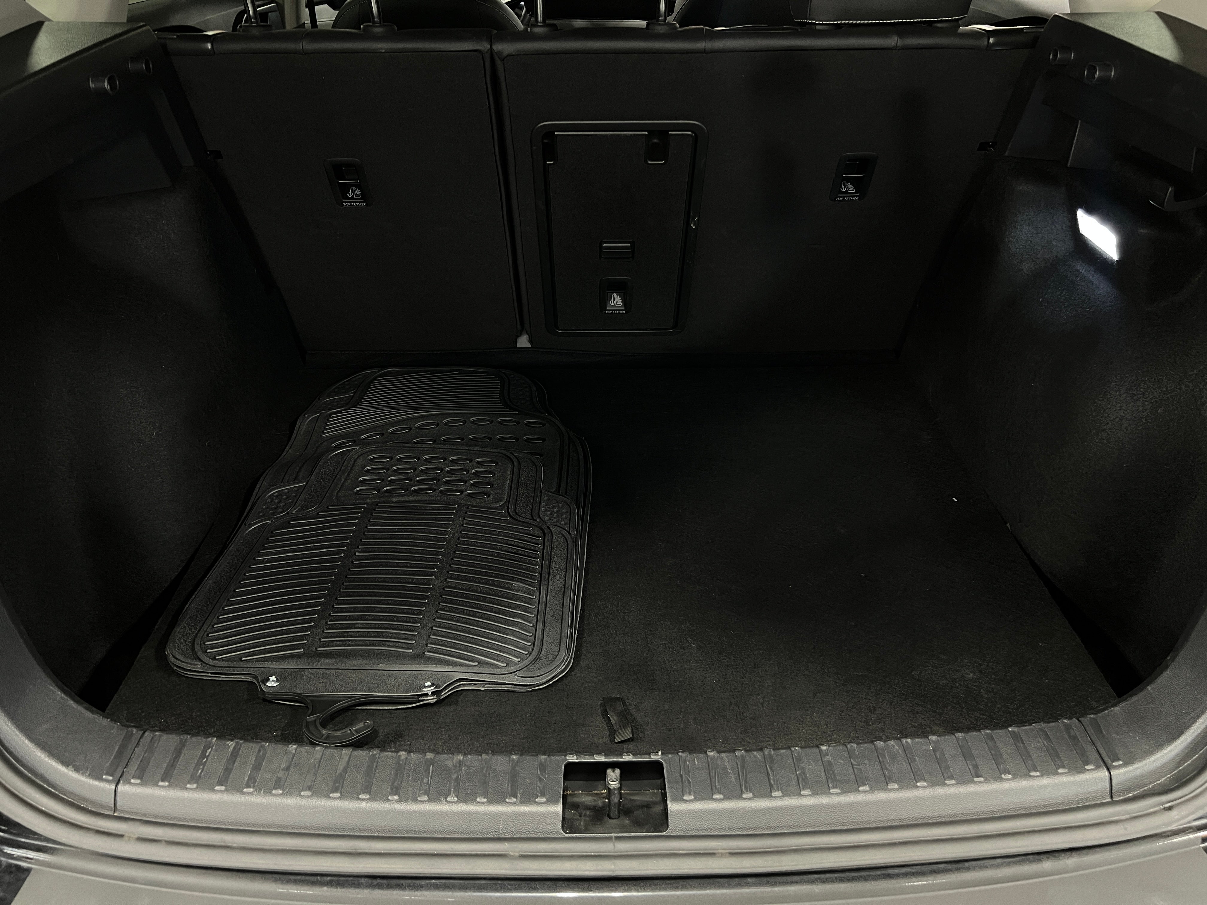 2024 Volkswagen Taos SE 6