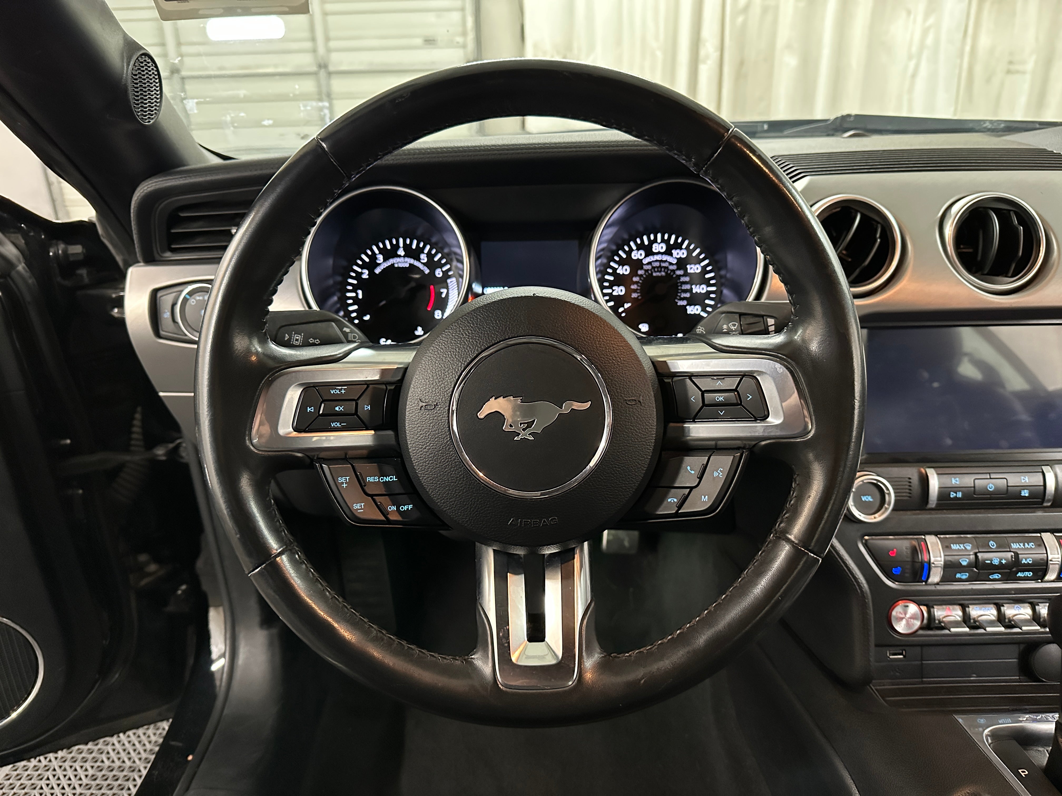 2022 Ford Mustang  5
