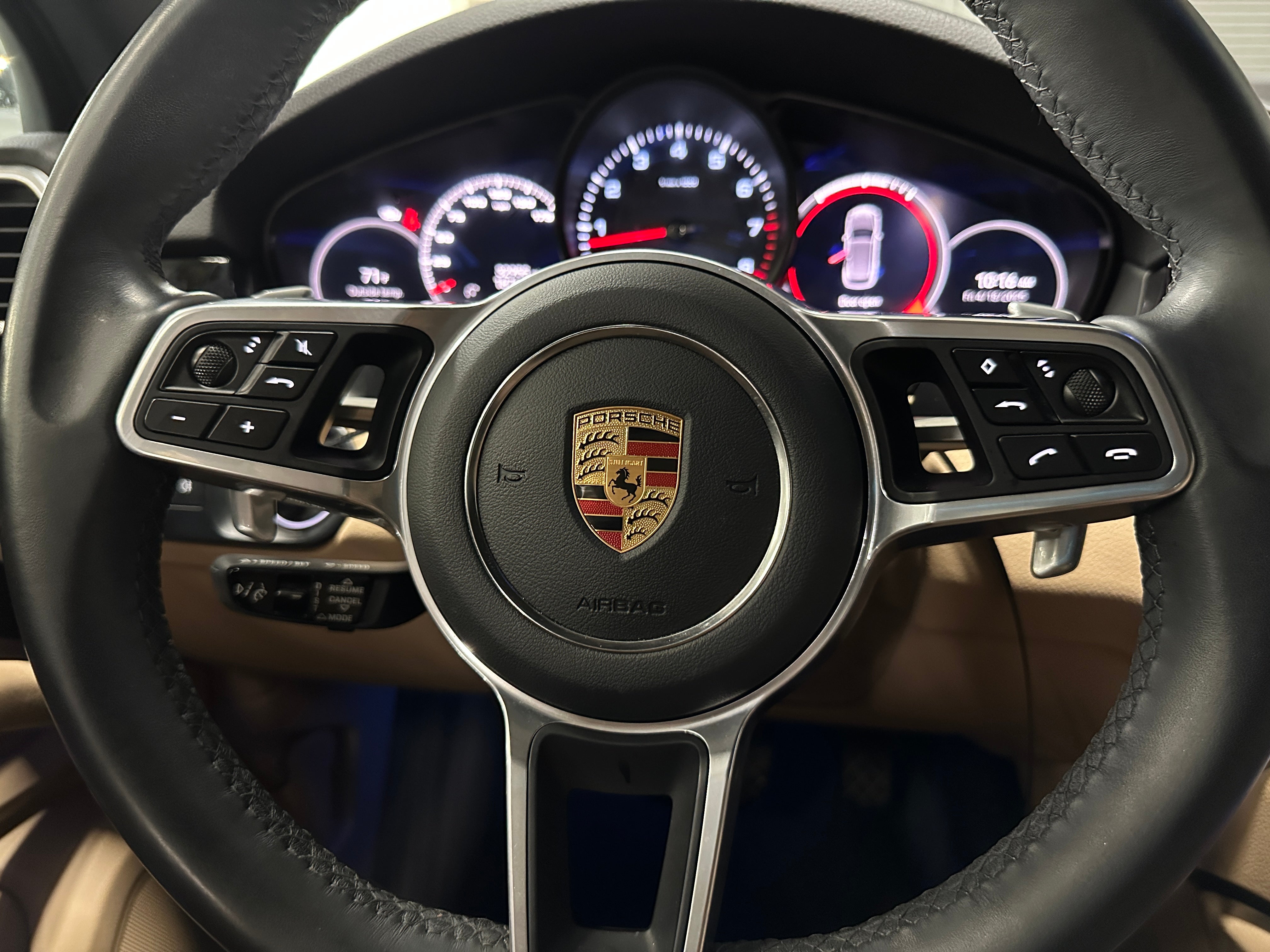 2023 Porsche Cayenne Platinum Edition 5