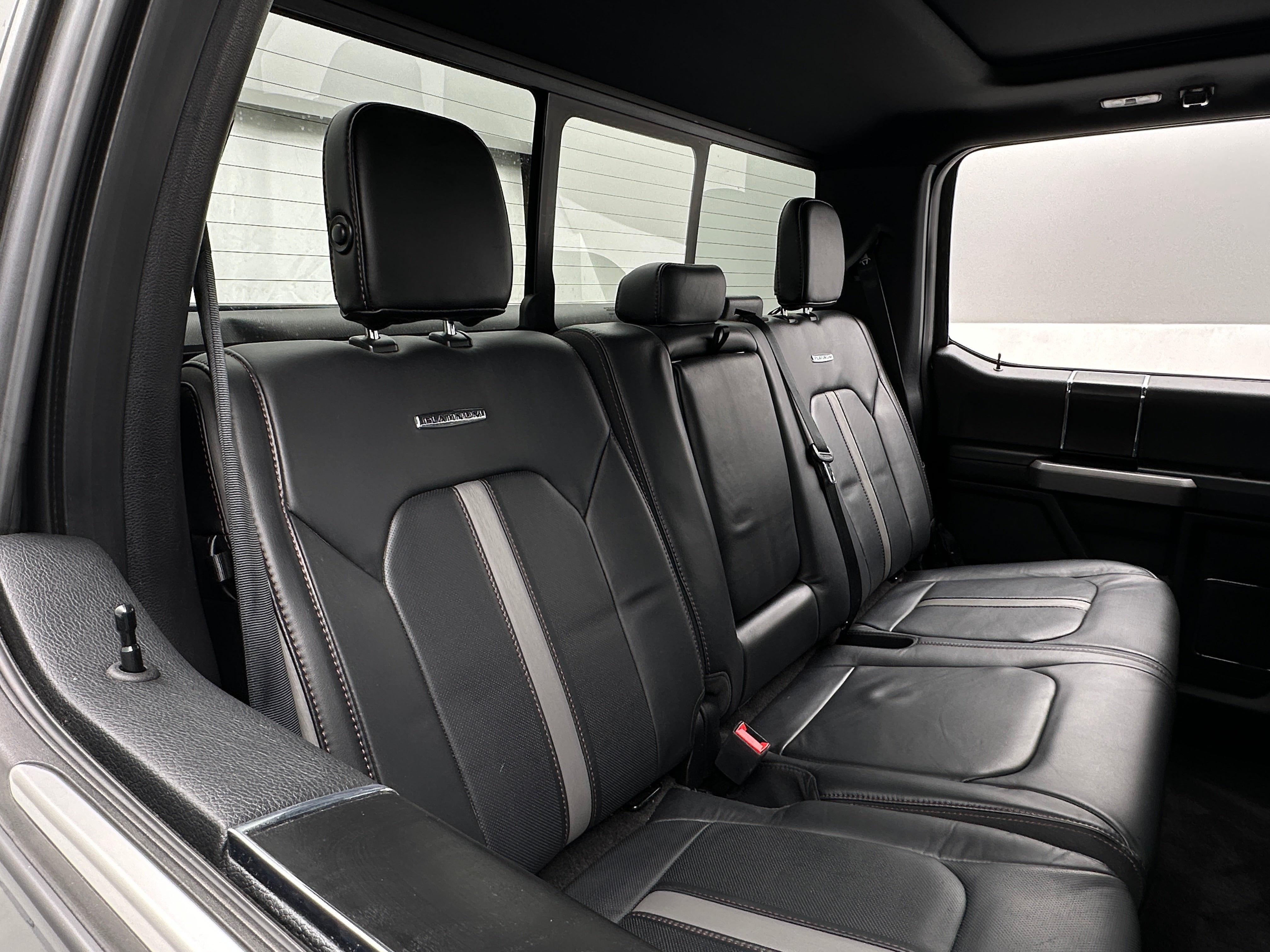 2018 Ford Econoline E-150 5