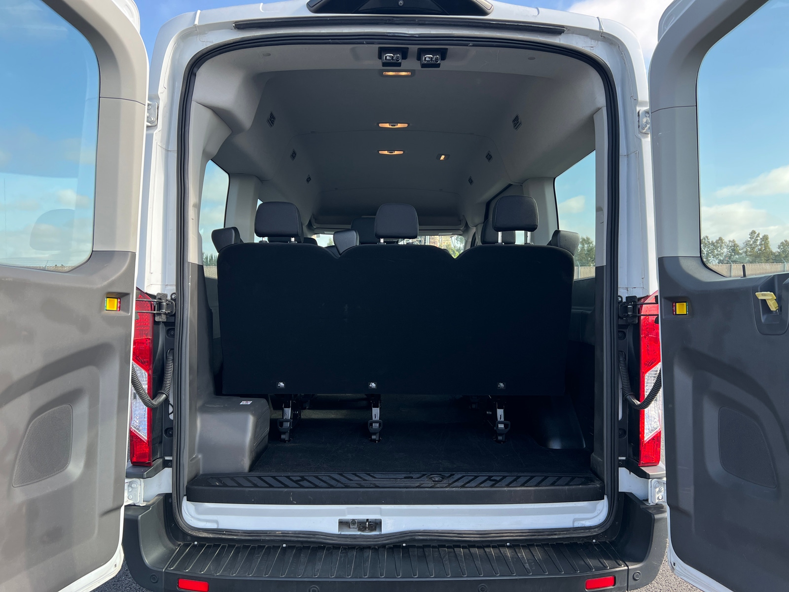 Thumbnail: 2020 Ford Econoline - 7