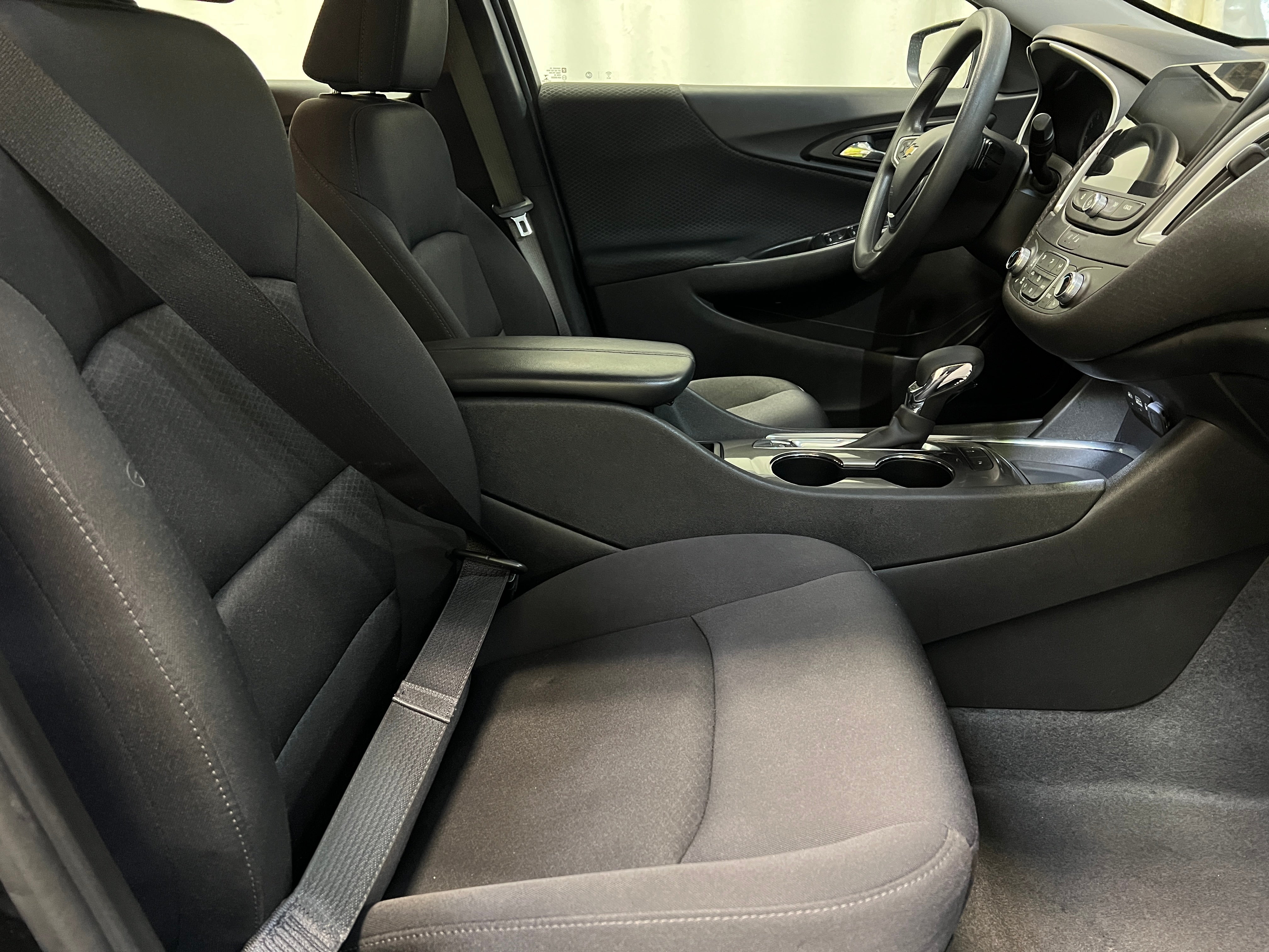 2024 Chevrolet Malibu LT 2