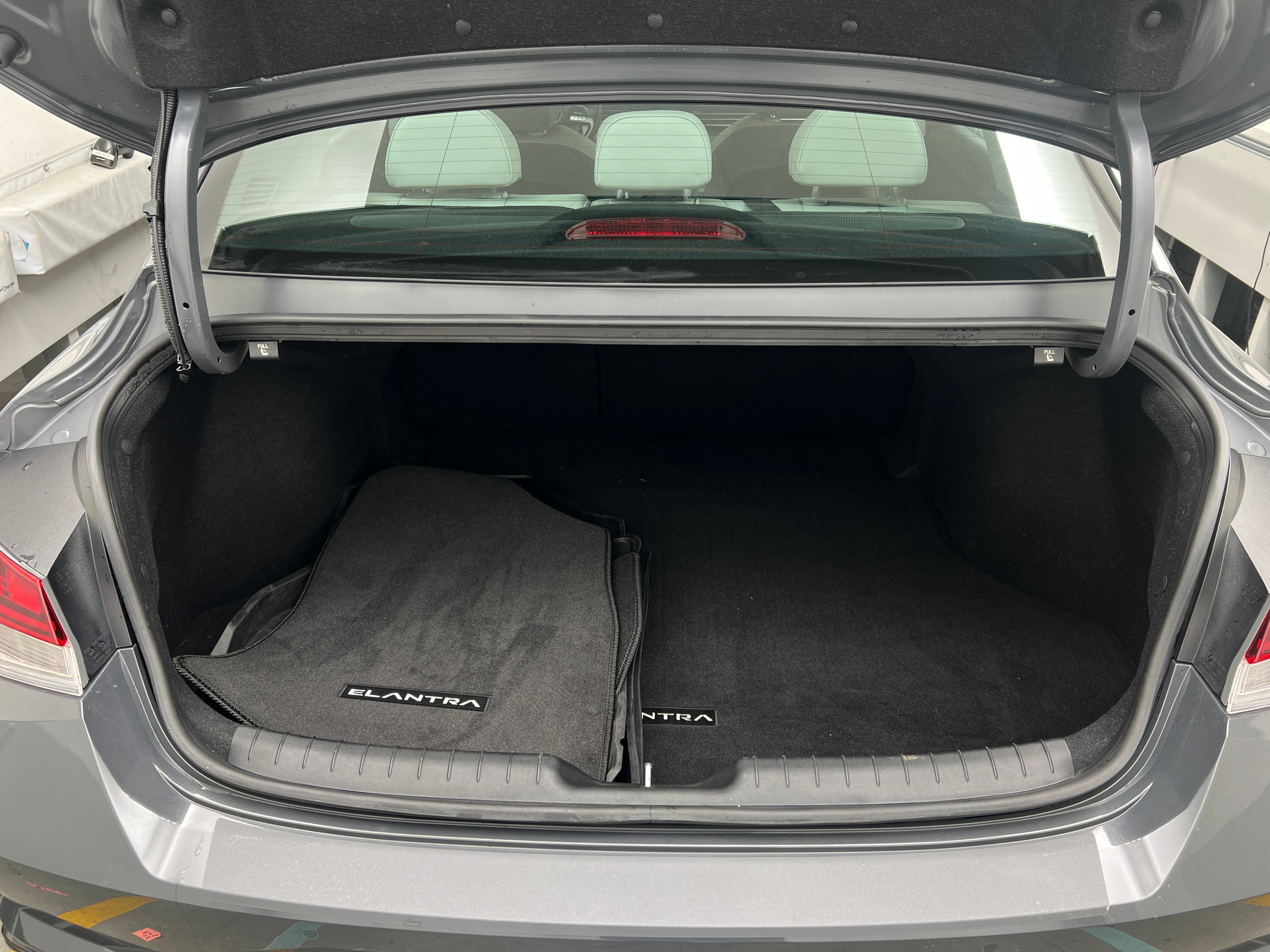 2023 Hyundai Elantra Limited Edition 6