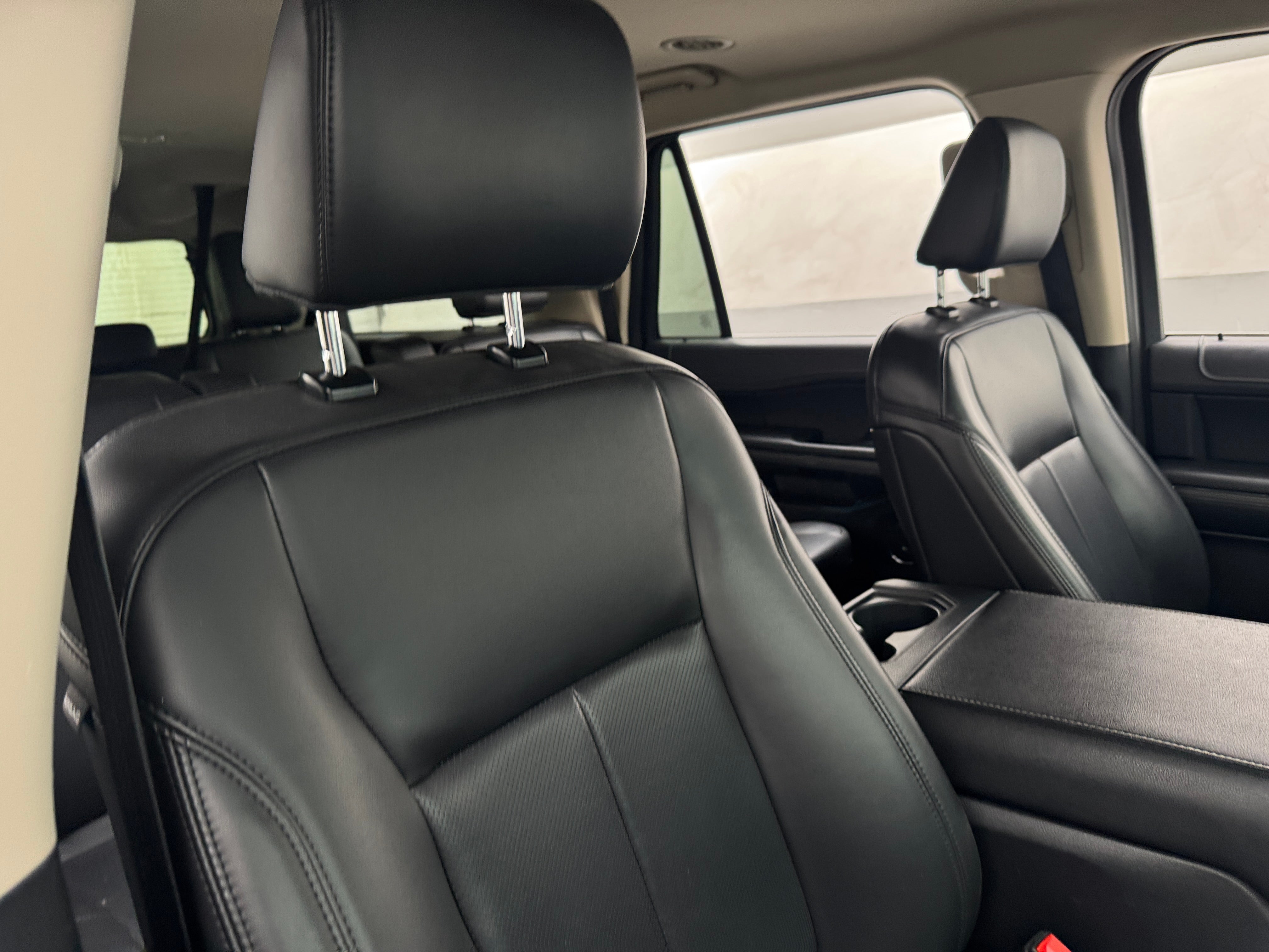 2023 Ford Expedition MAX XLT 2
