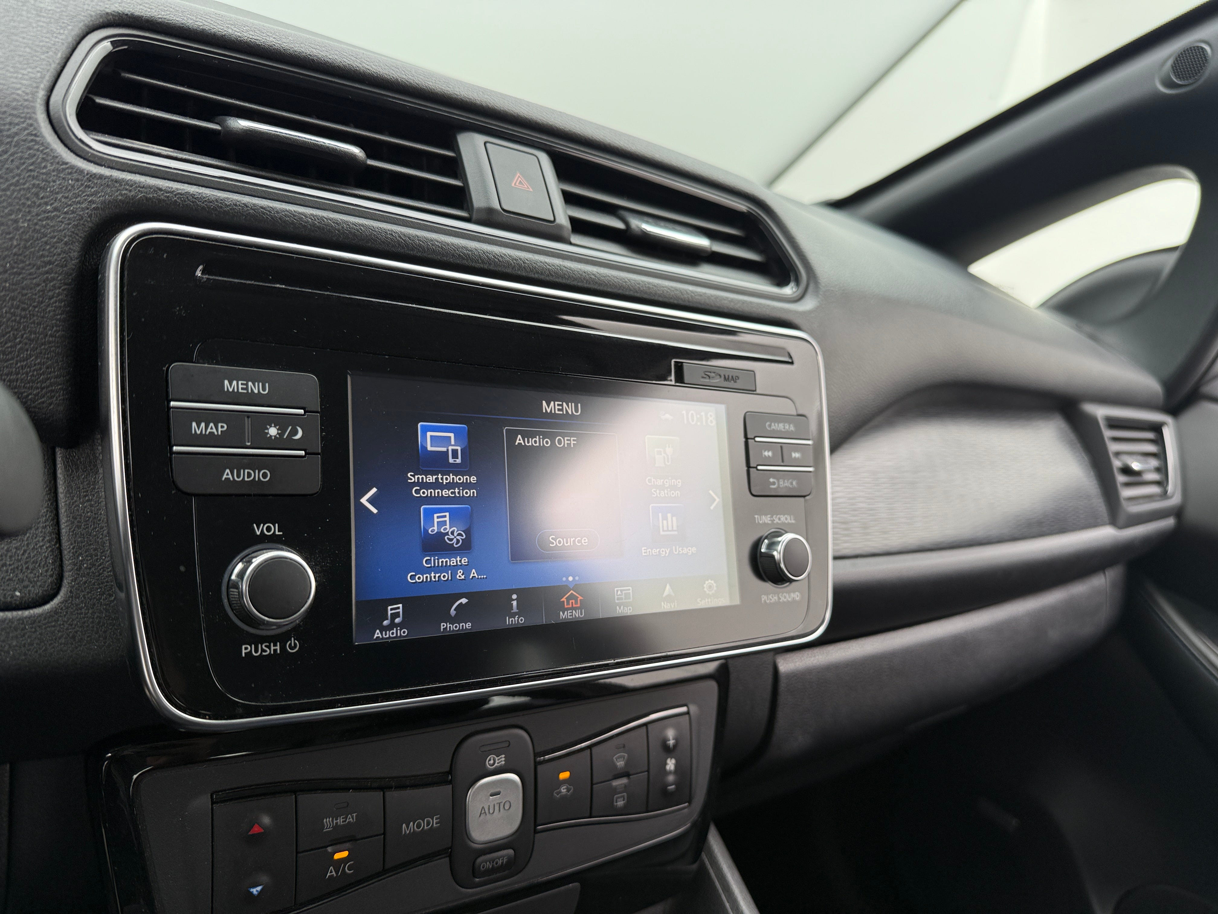 2019 Nissan Leaf SL 3