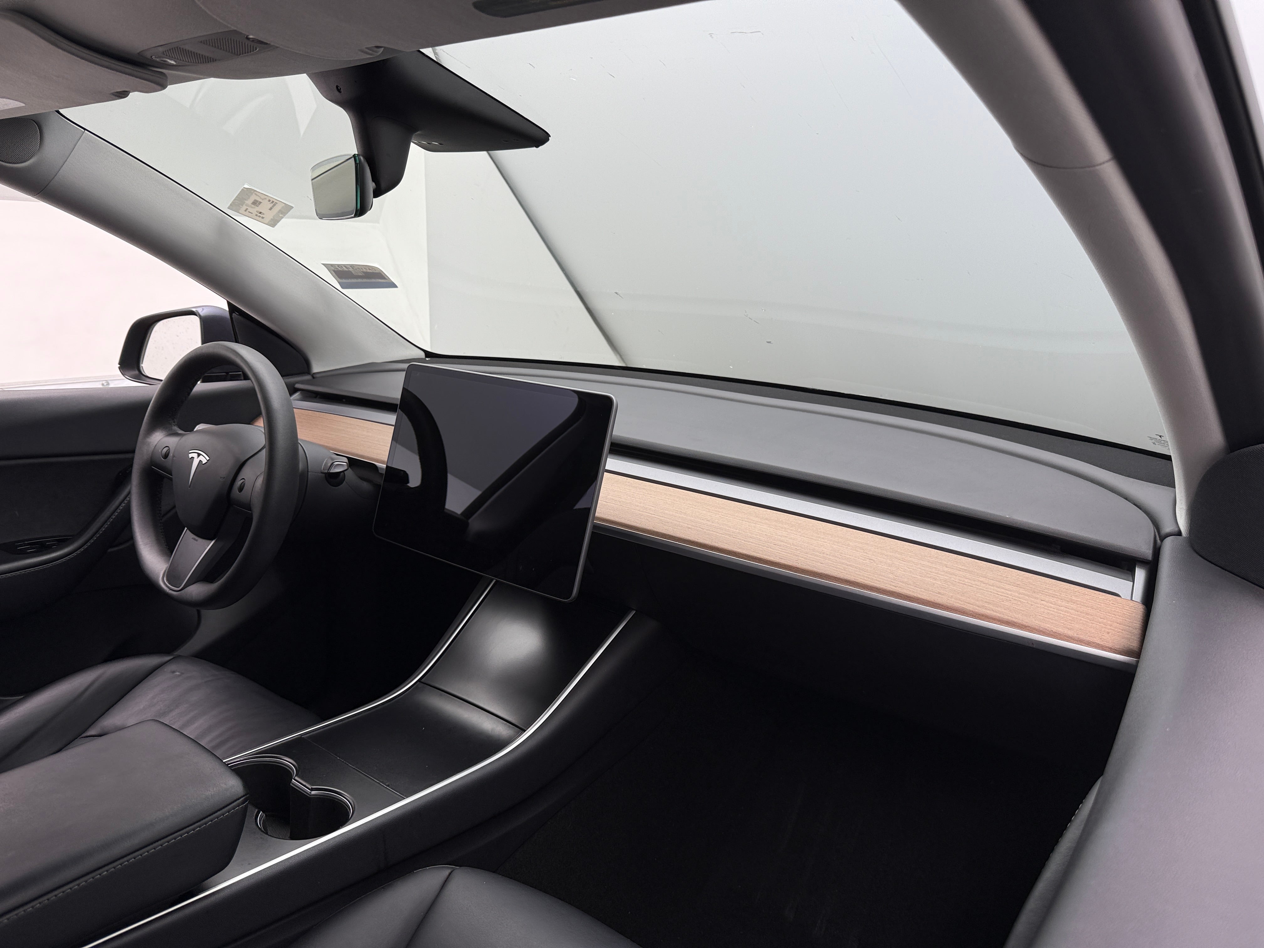 Used 2020 Tesla Model Y Long Range with VIN 5YJYGDEE4LF050836 for sale in Oak Creek, WI