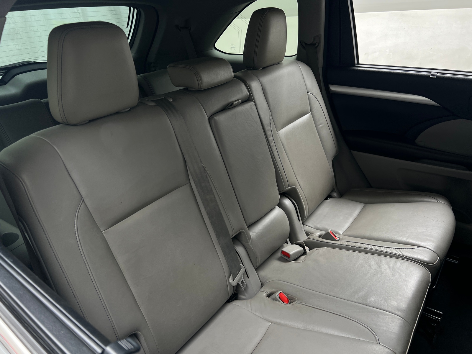 Thumbnail: 2017 Toyota Highlander - 5