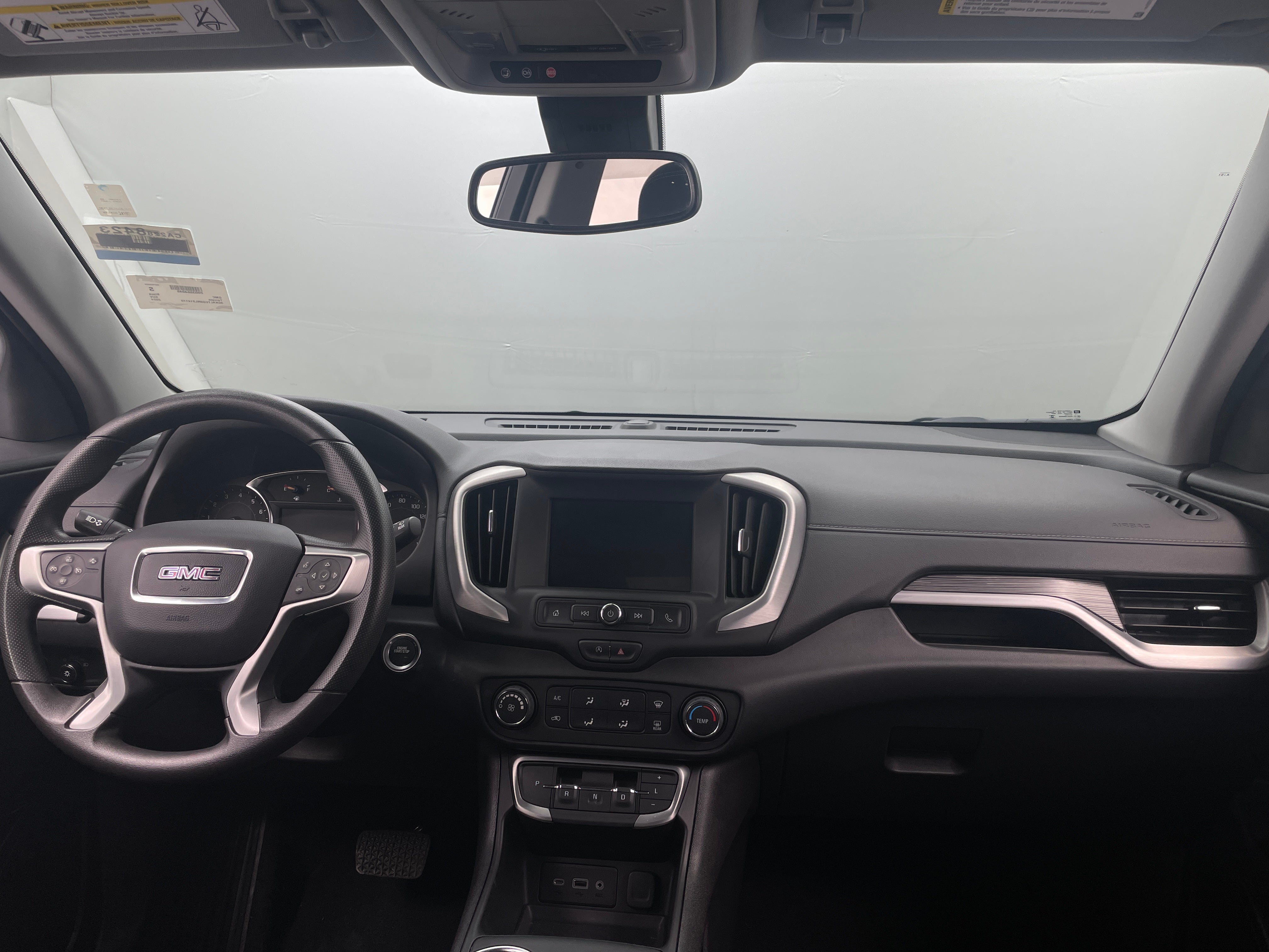 2024 GMC Terrain SLE 3