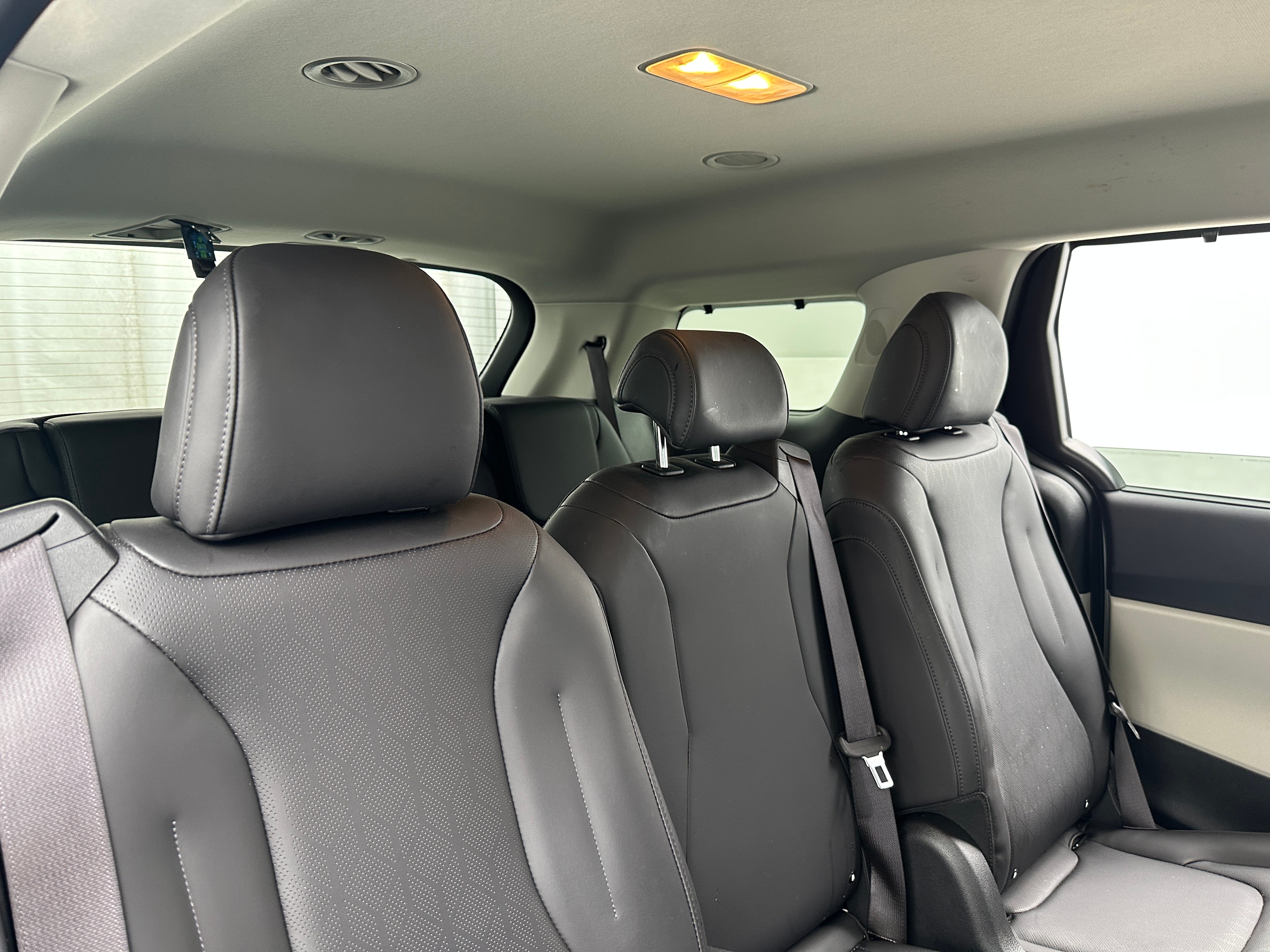 2024 Kia Carnival EX 6