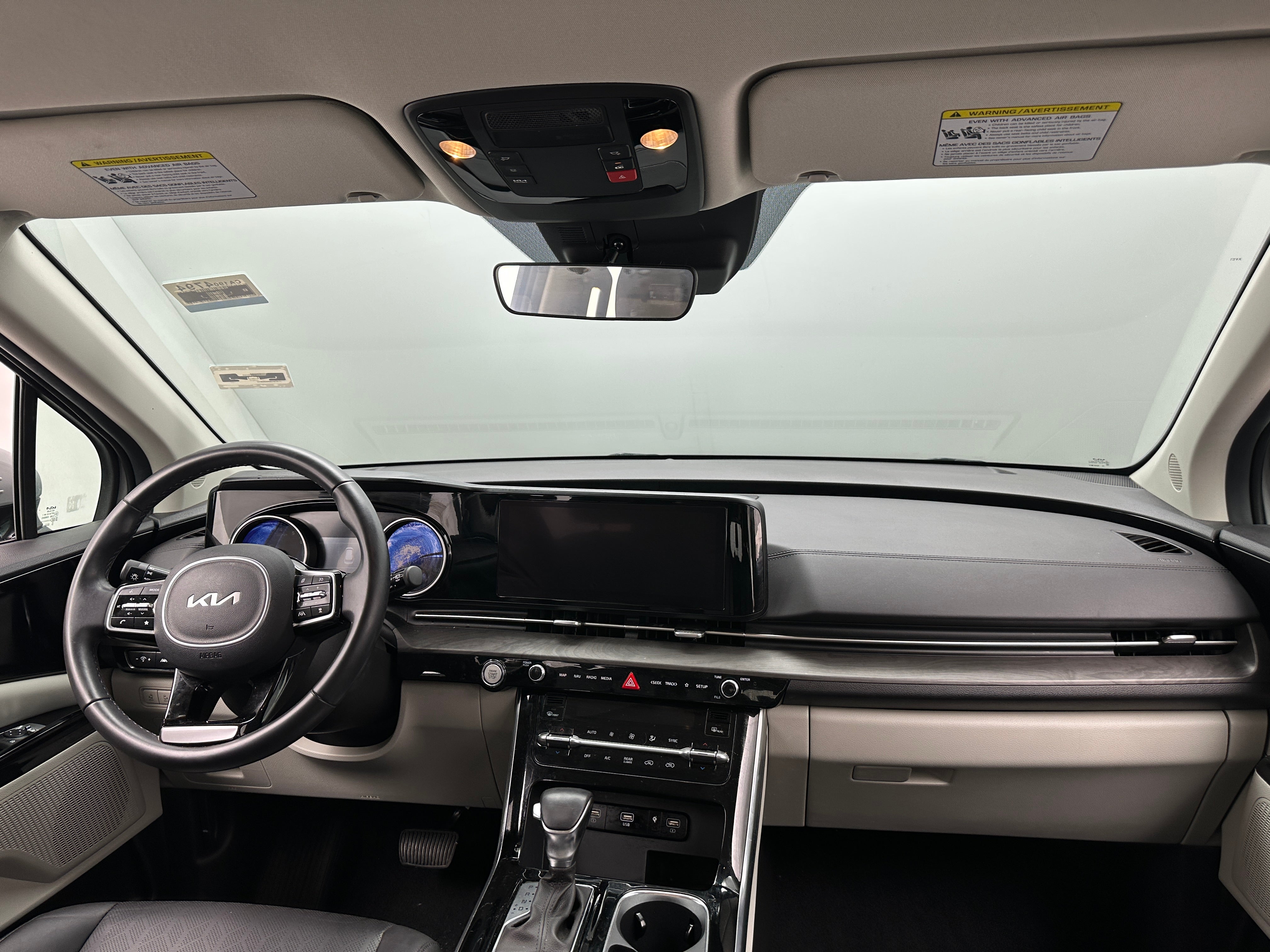 2024 Kia Carnival EX 3