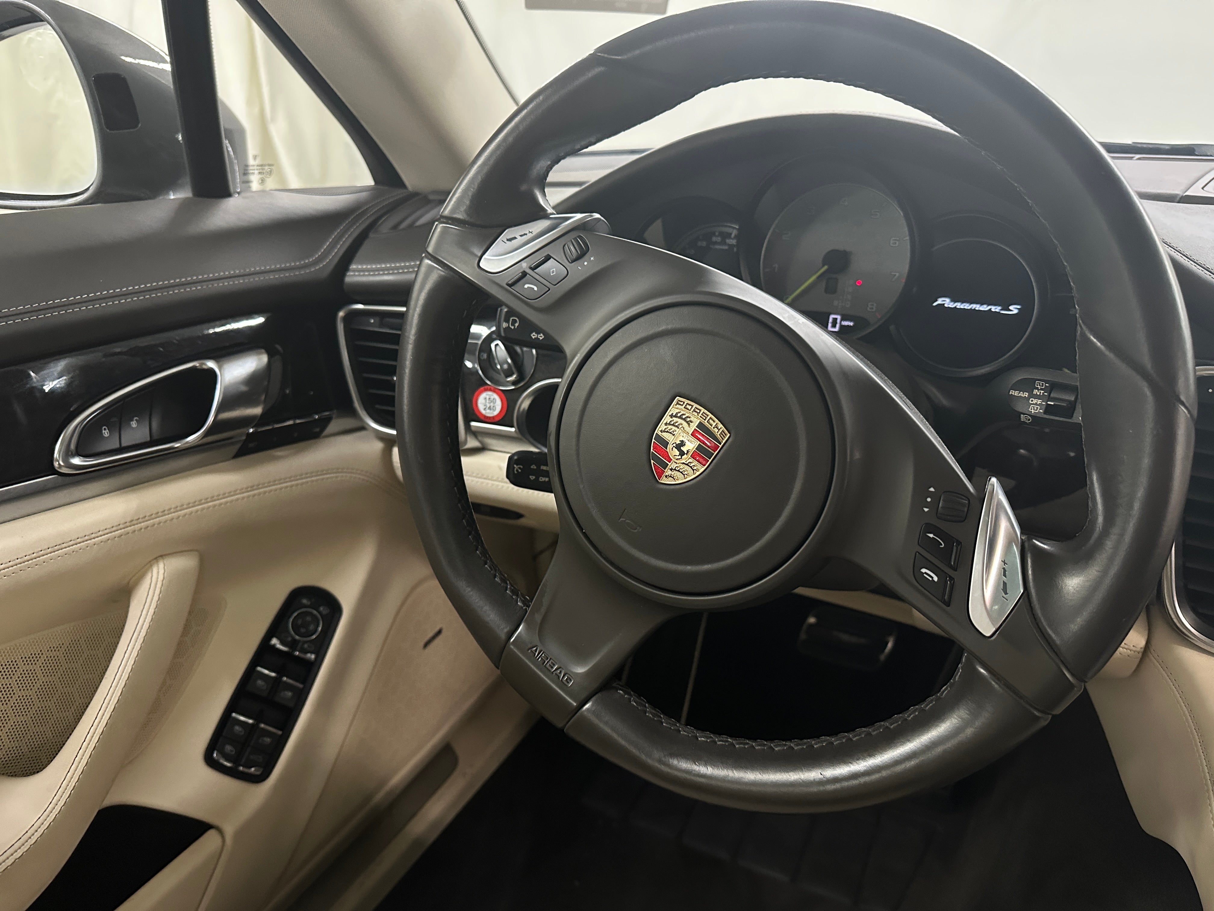 2015 Porsche Panamera S Hybrid 4