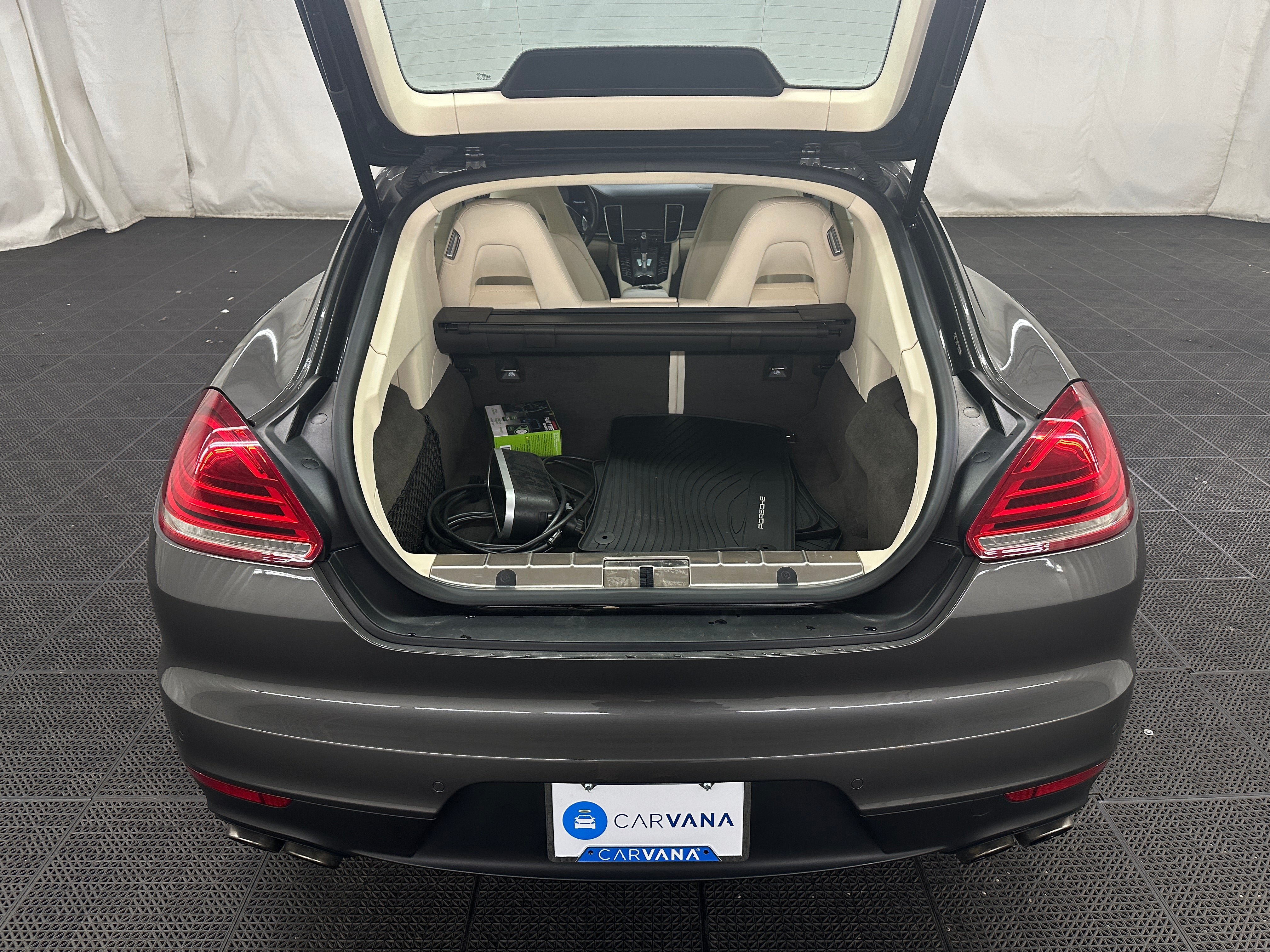 2015 Porsche Panamera S Hybrid 6