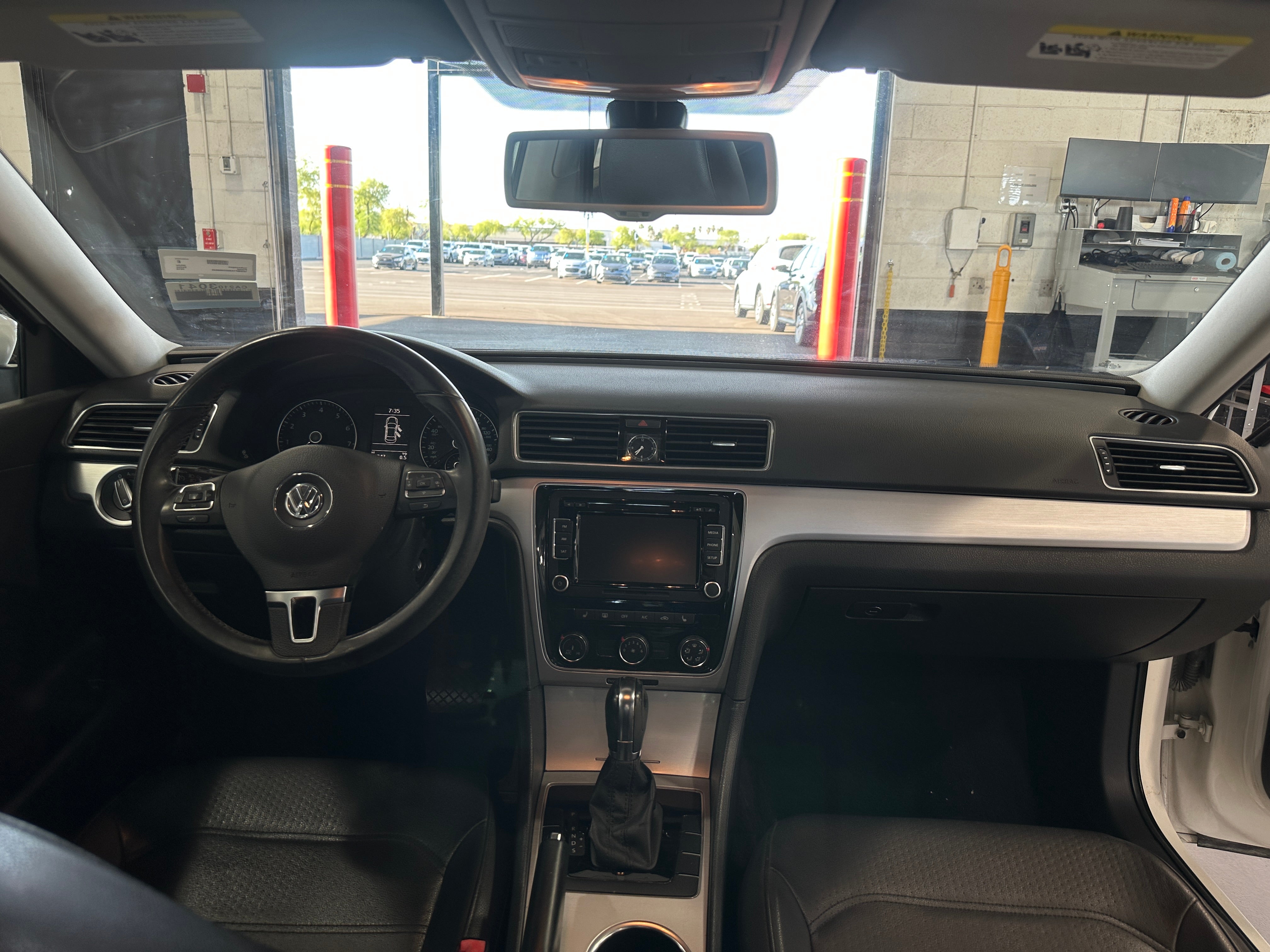 2013 Volkswagen Passat SE 2