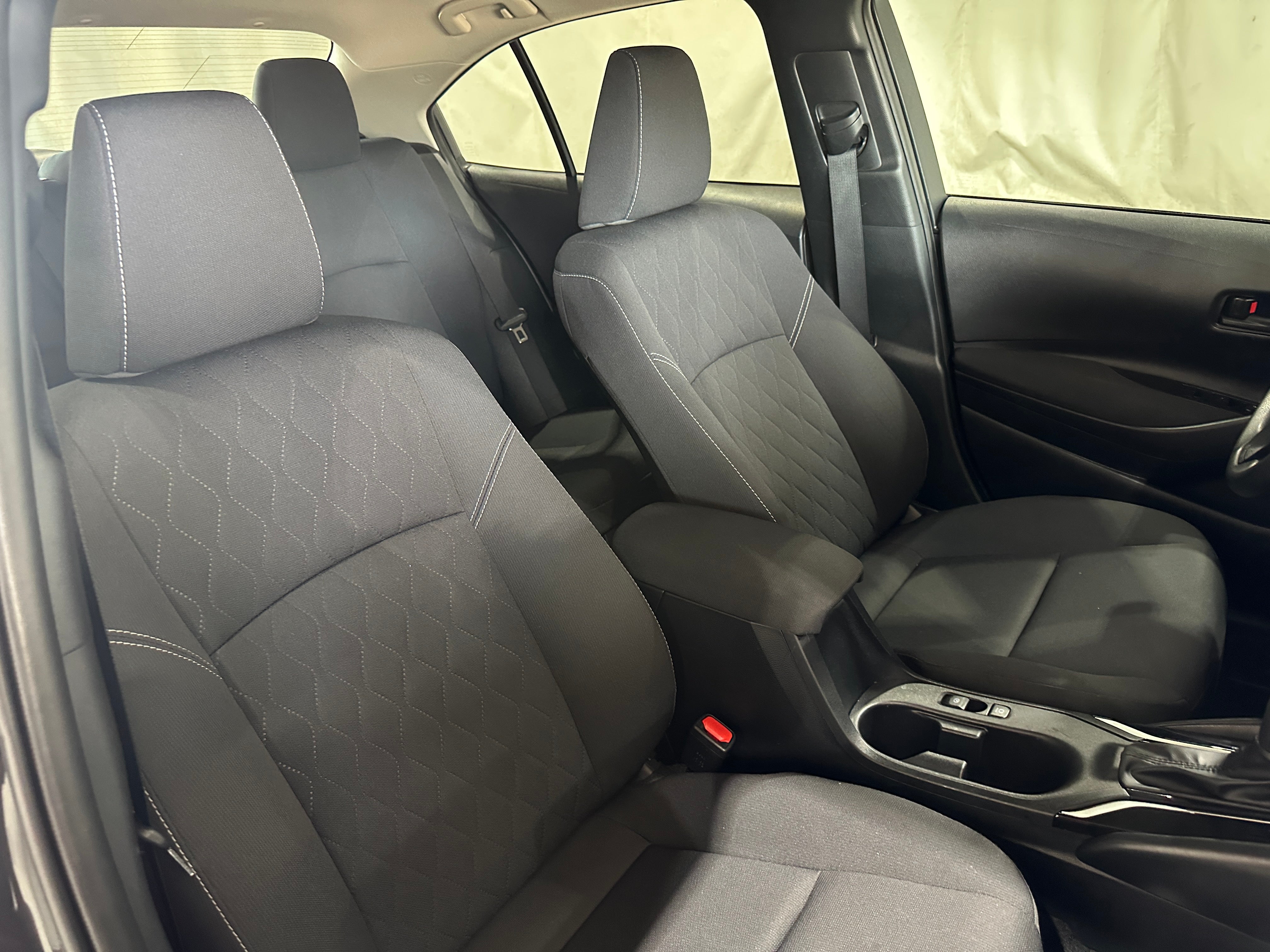 2024 Toyota Corolla LE 2