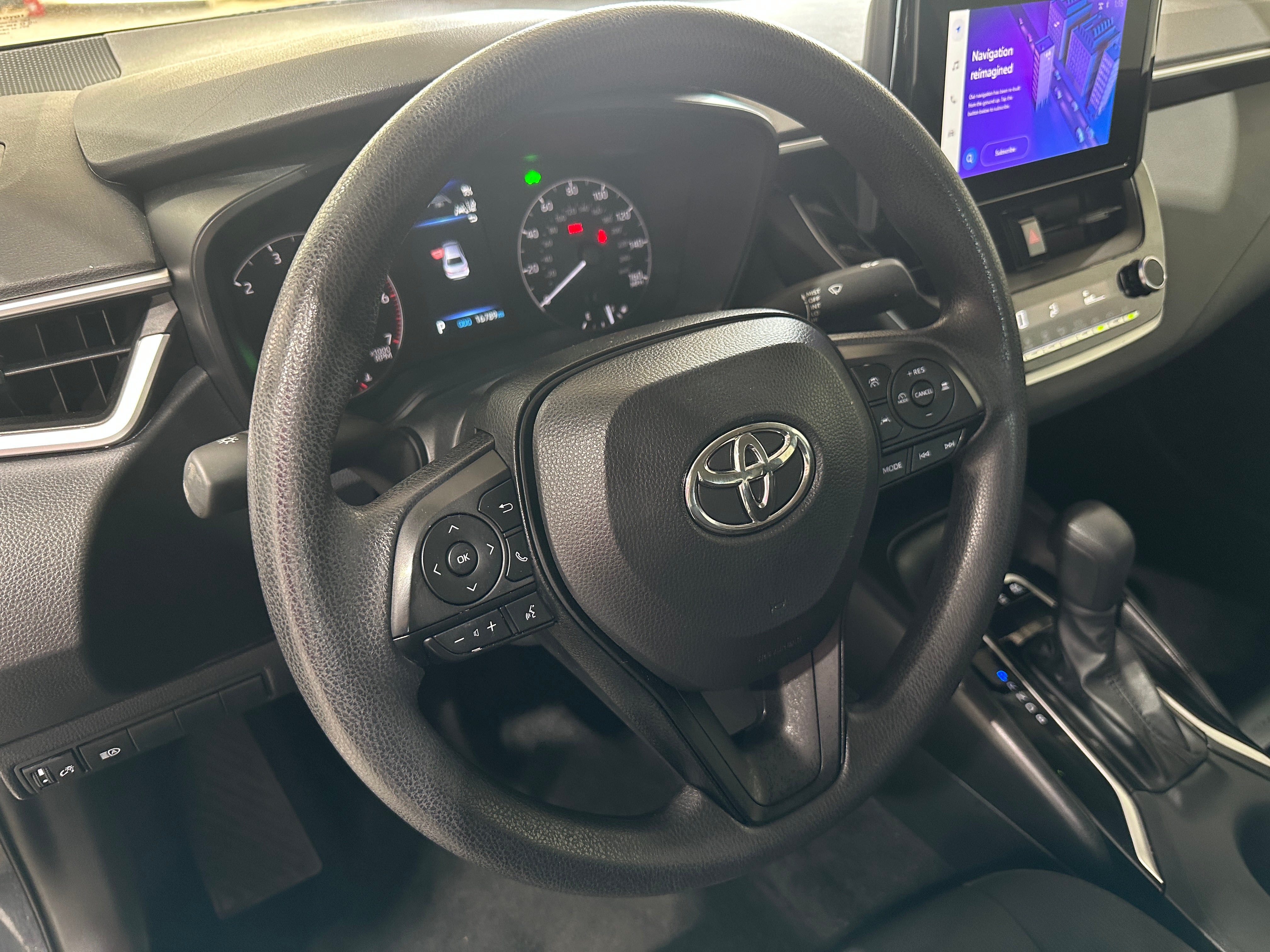 2024 Toyota Corolla LE 5