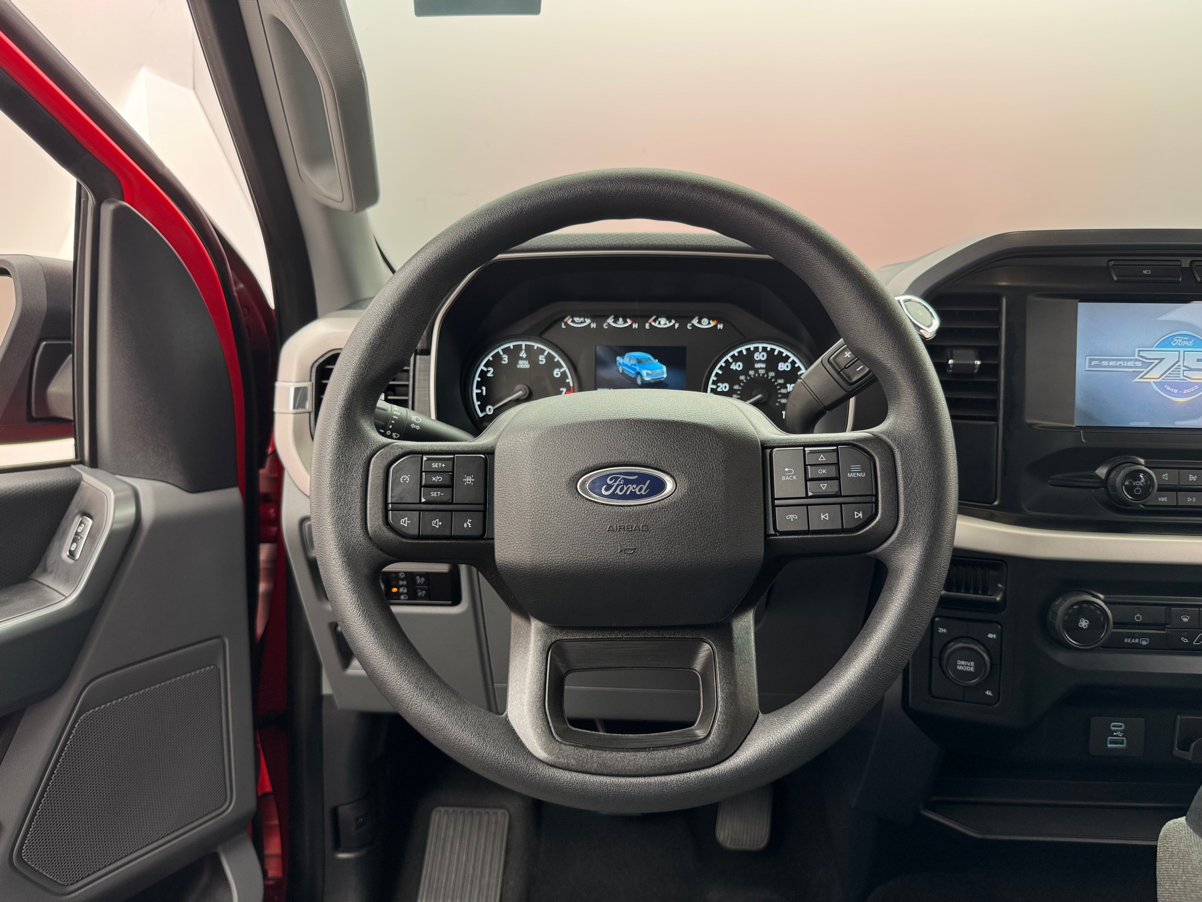 2023 Ford Econoline E-150 5