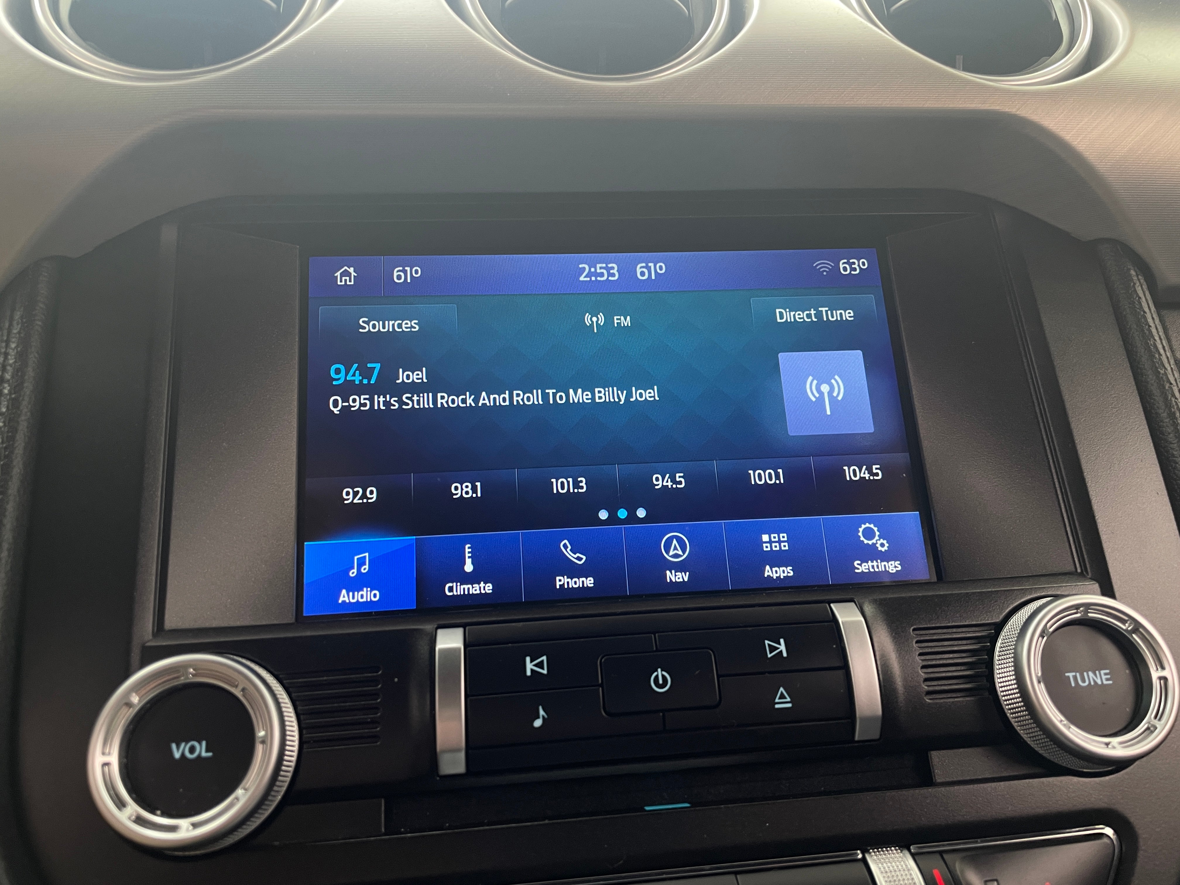 2021 Ford Mustang GT Premium 2