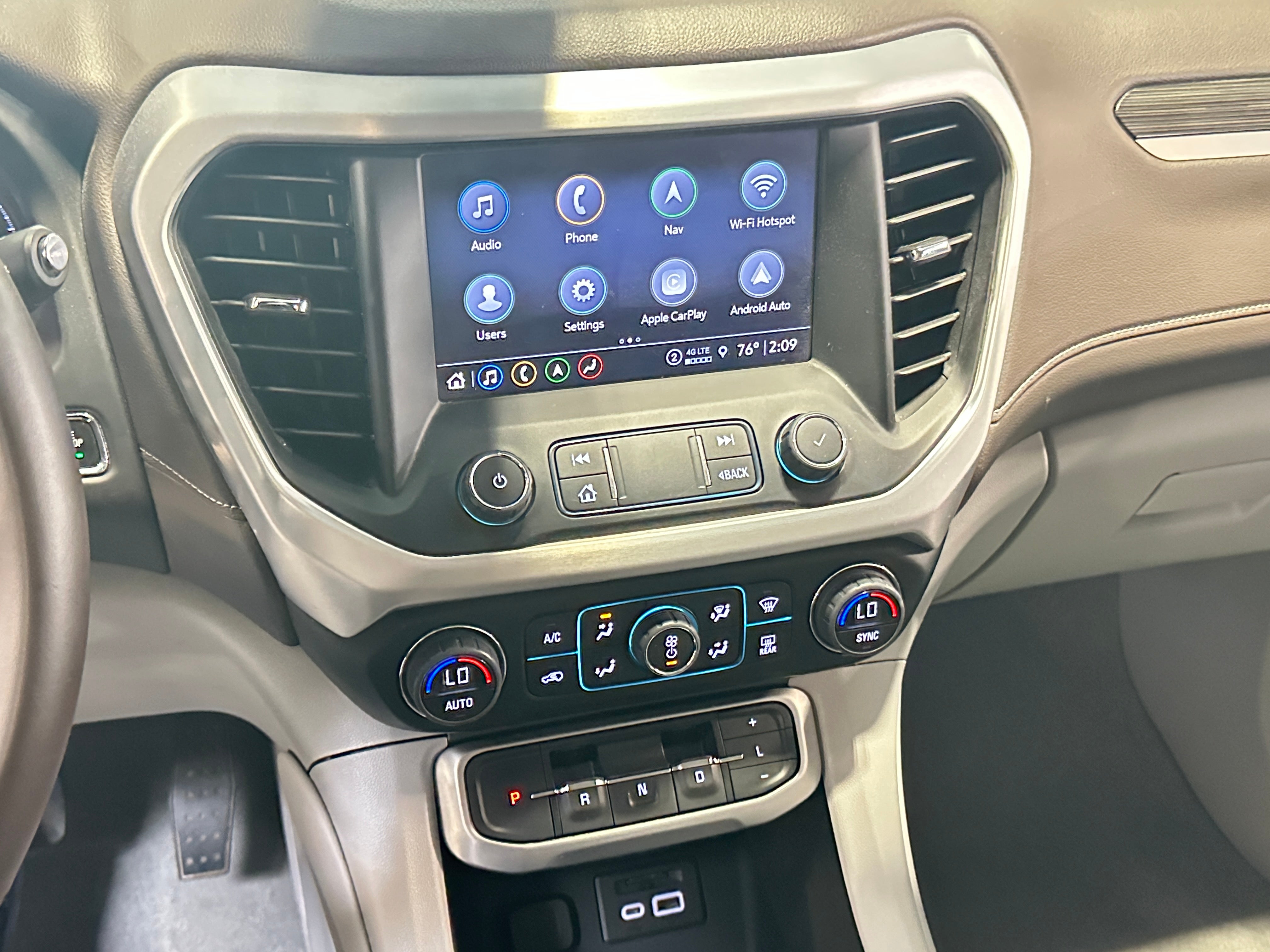2023 GMC Acadia SLT 3