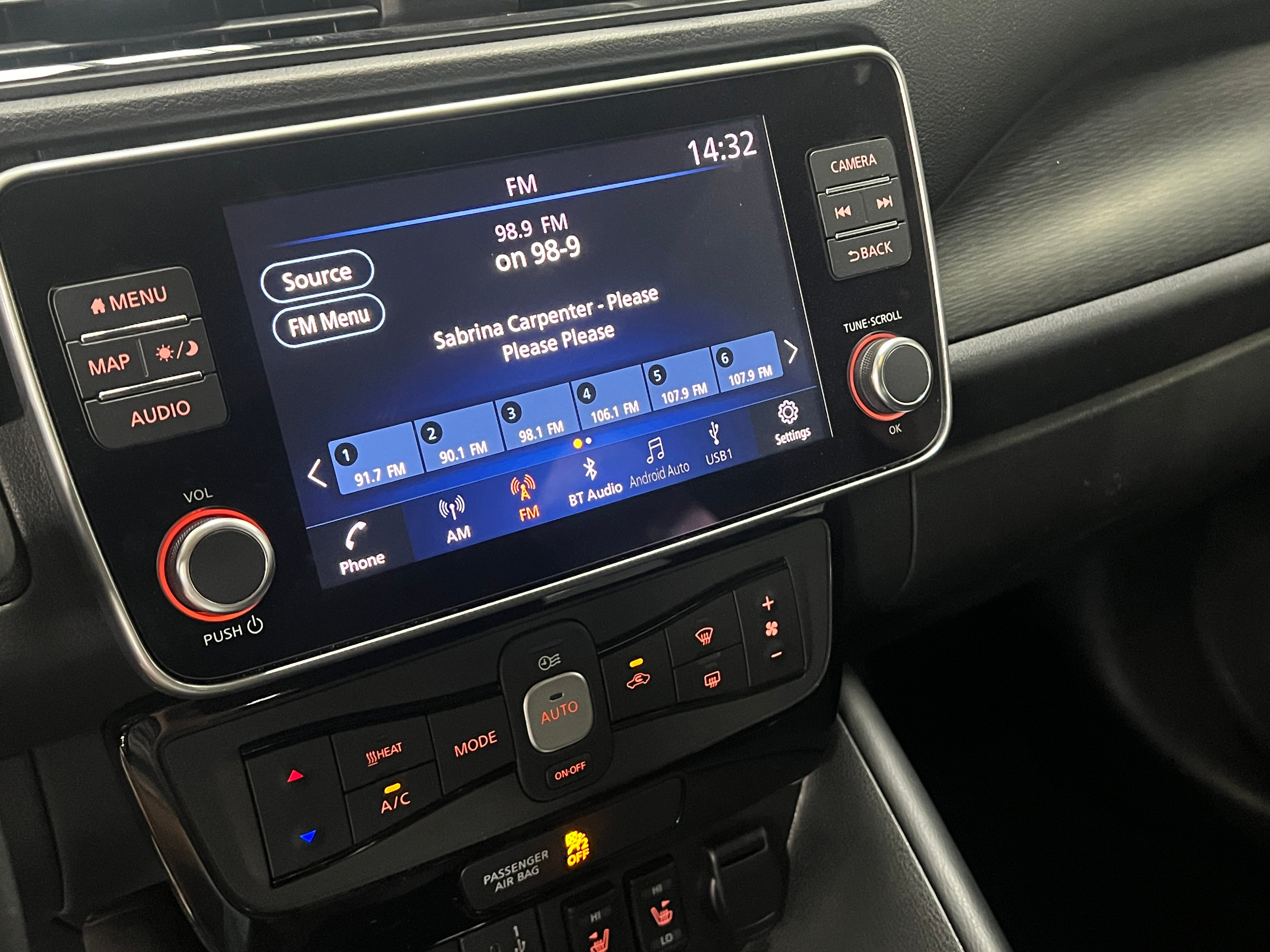 2023 Nissan Leaf SV Plus 4
