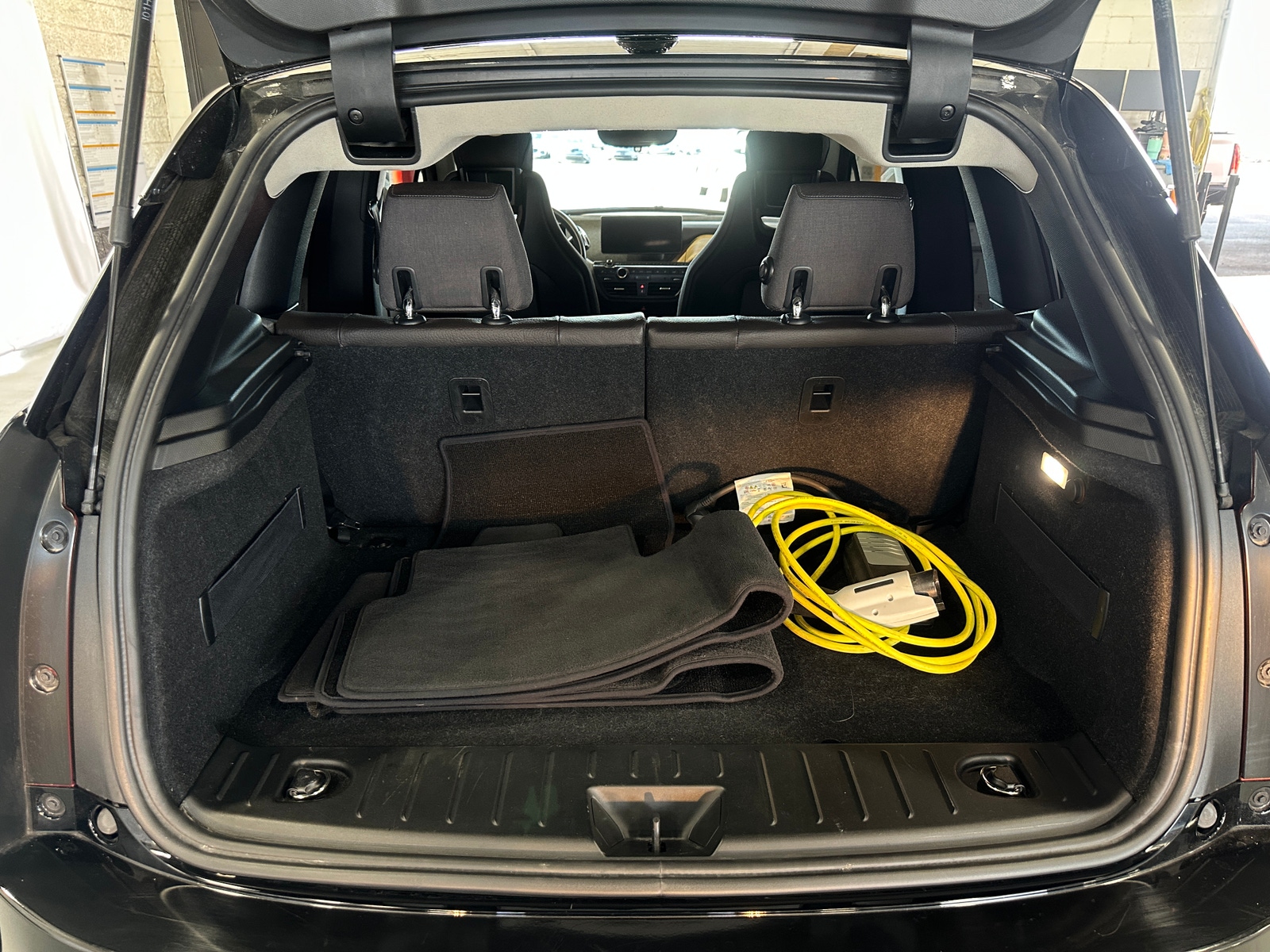 Thumbnail: 2015 BMW i3 - 6