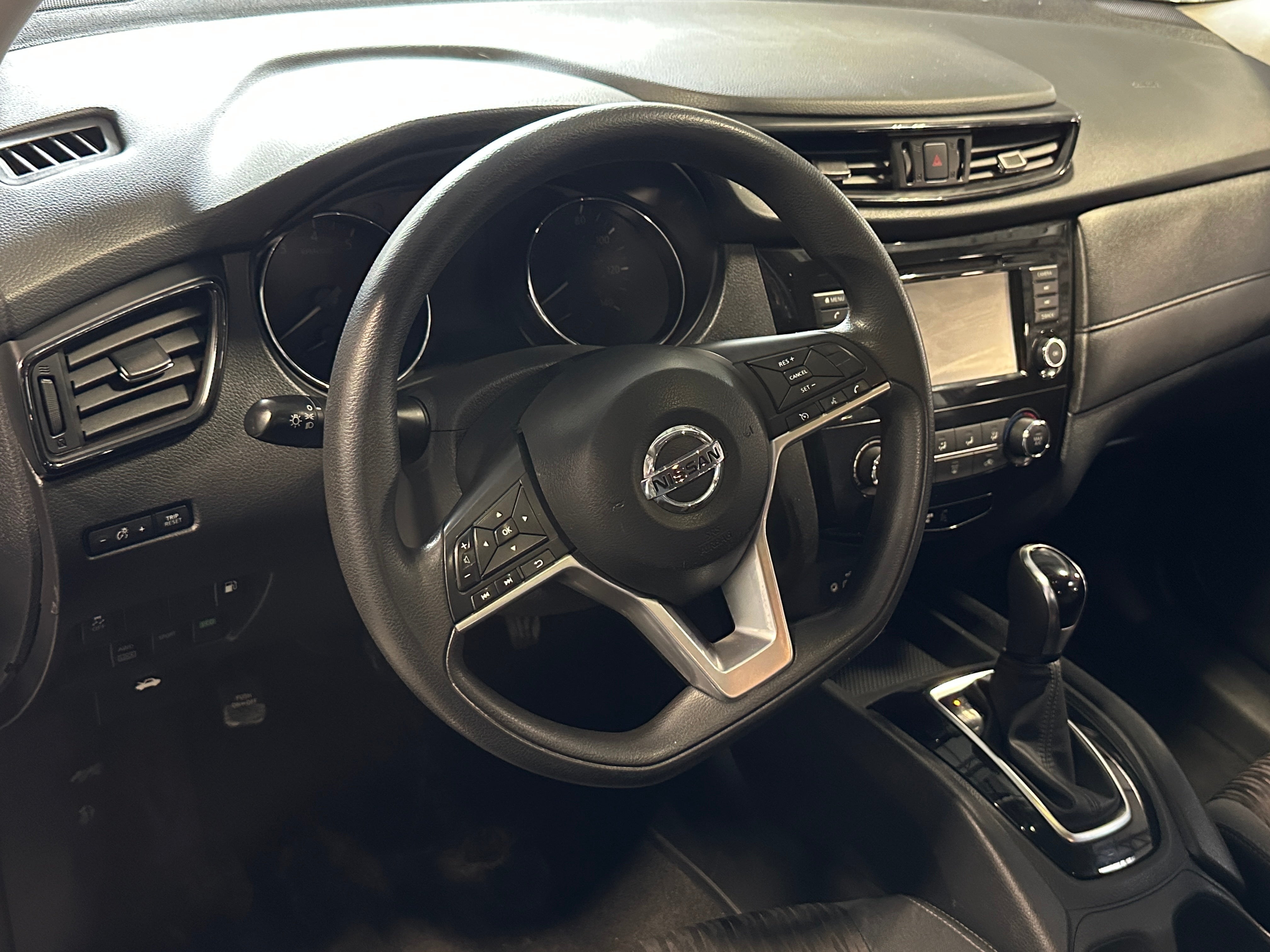 2018 Nissan Rogue S 3