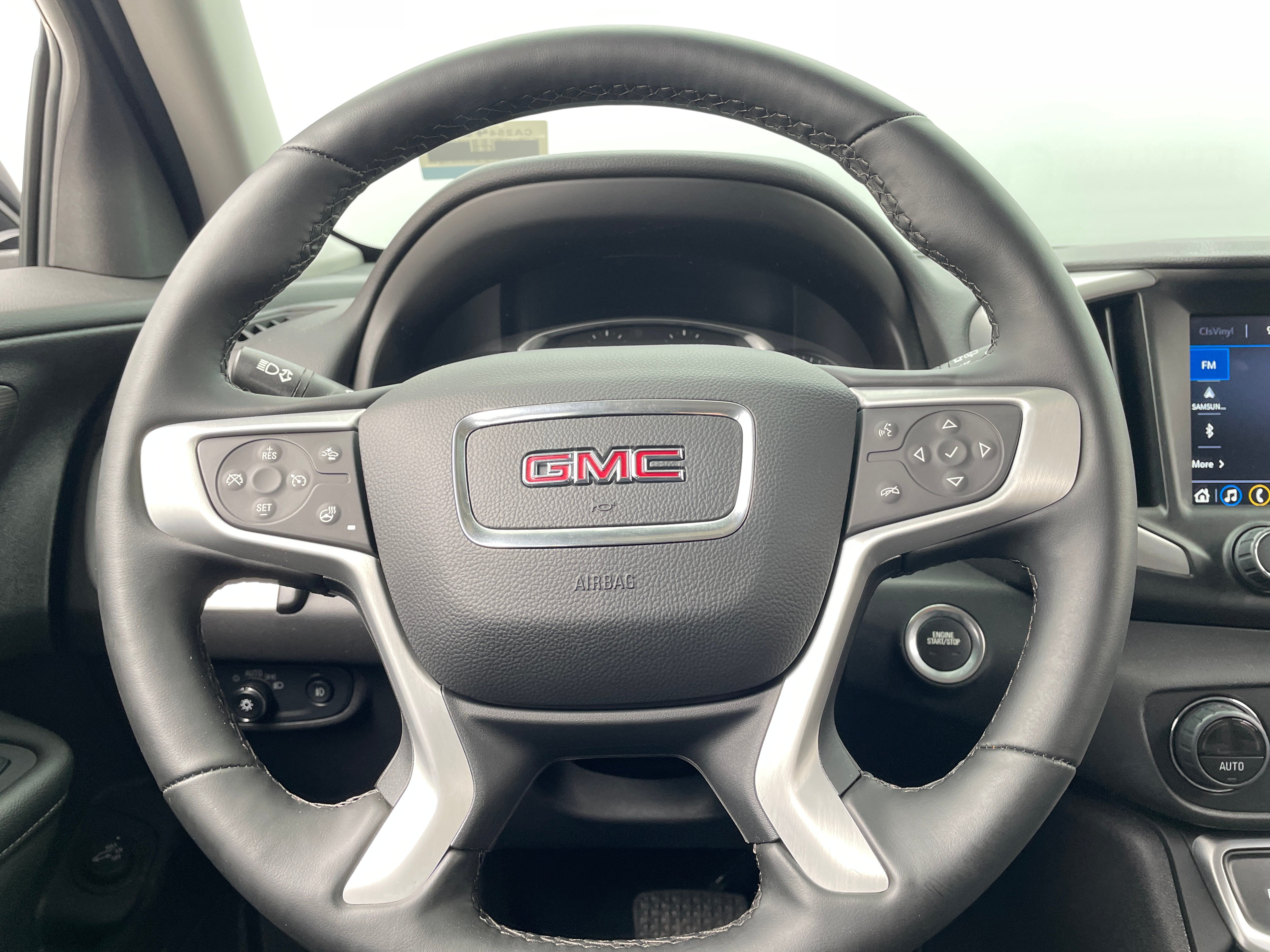 2024 GMC Terrain SLT 4