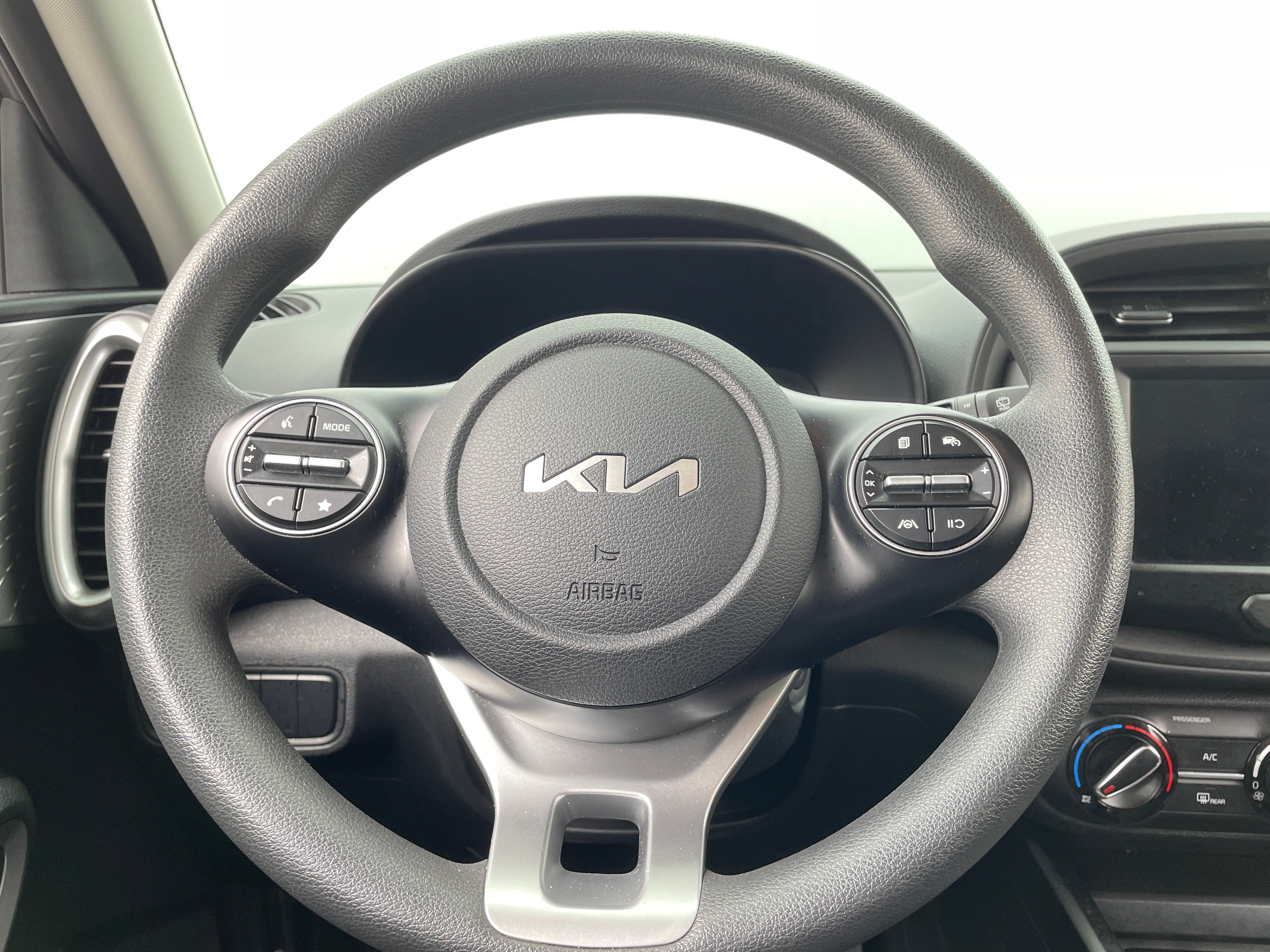 2024 Kia Soul LX 5