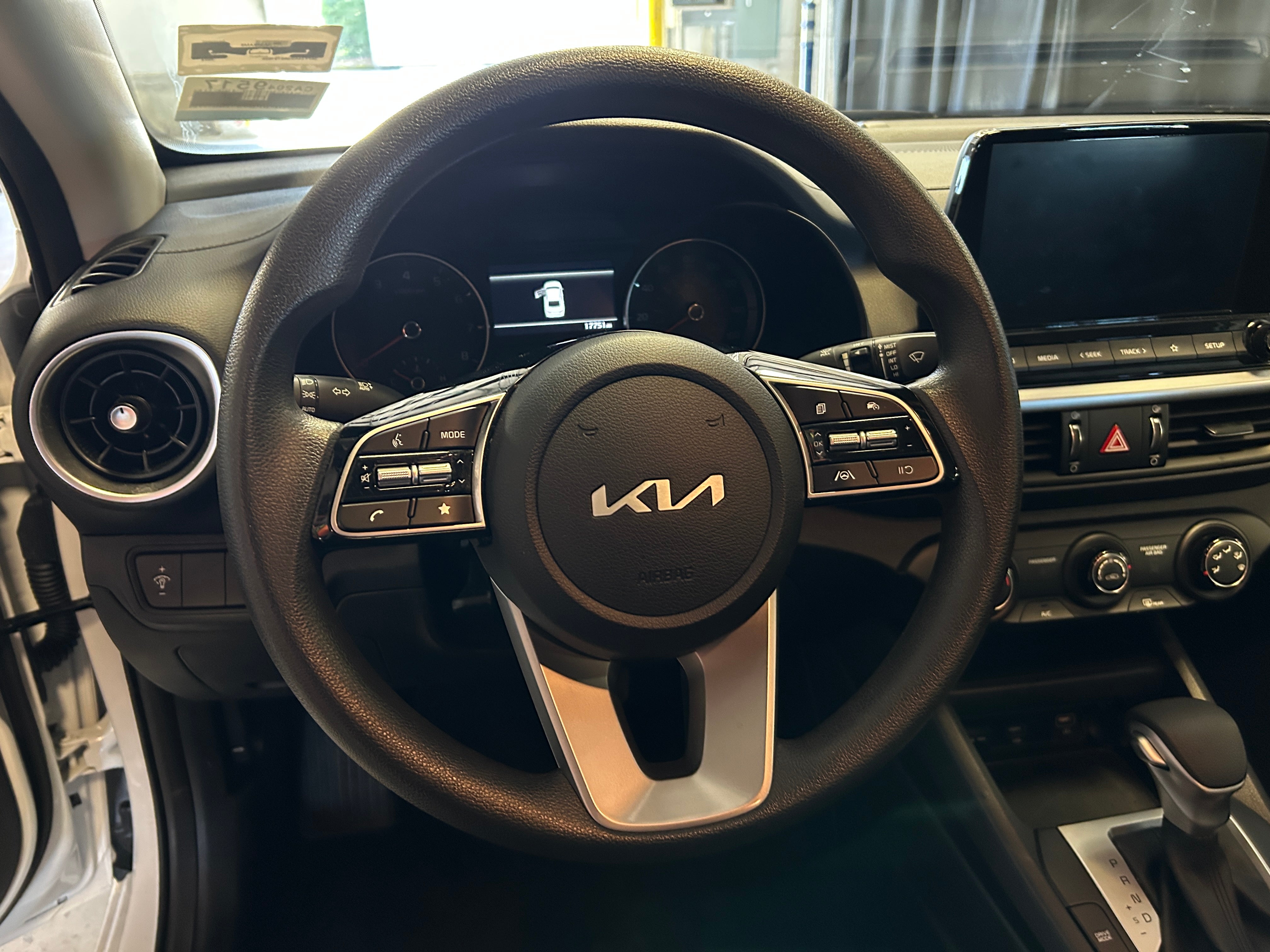 2024 Kia Forte LXS 5