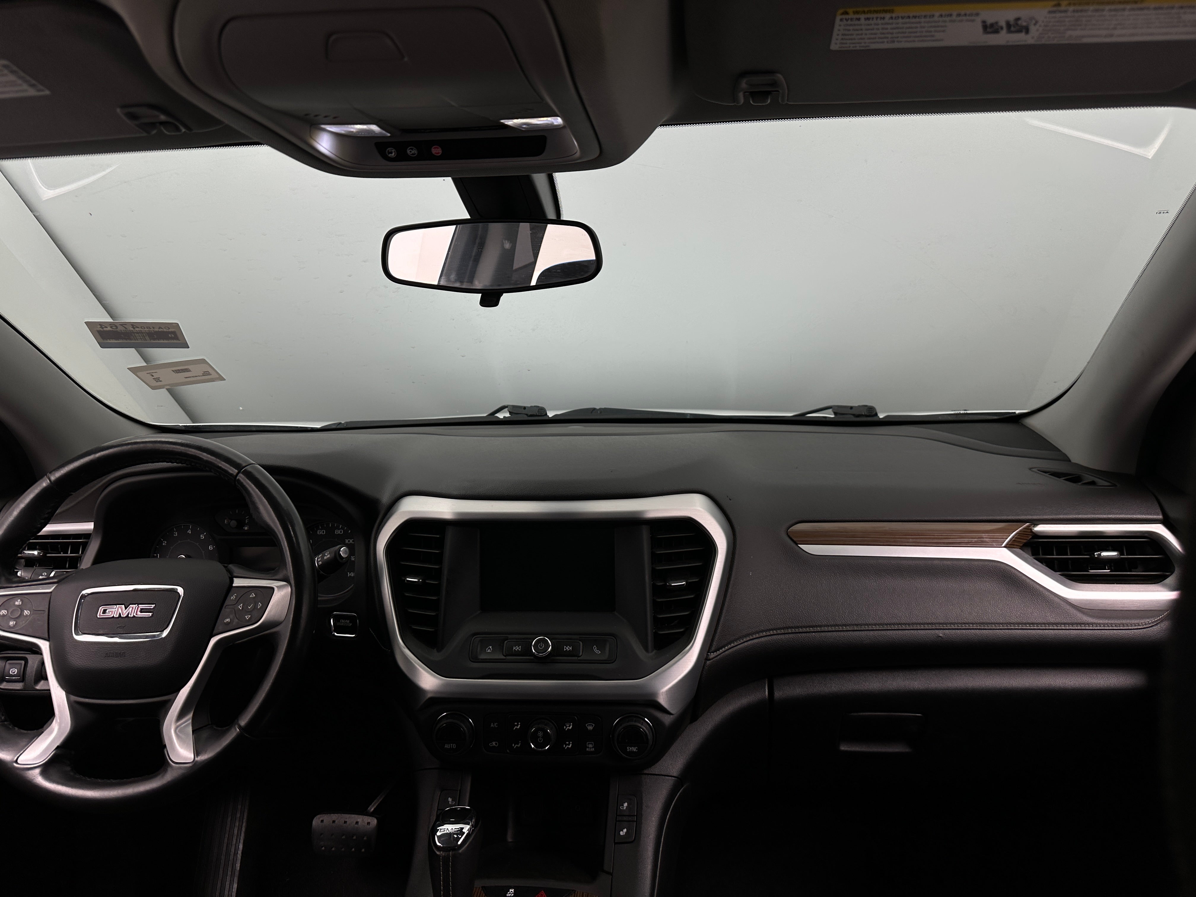 2019 GMC Acadia SLE 3
