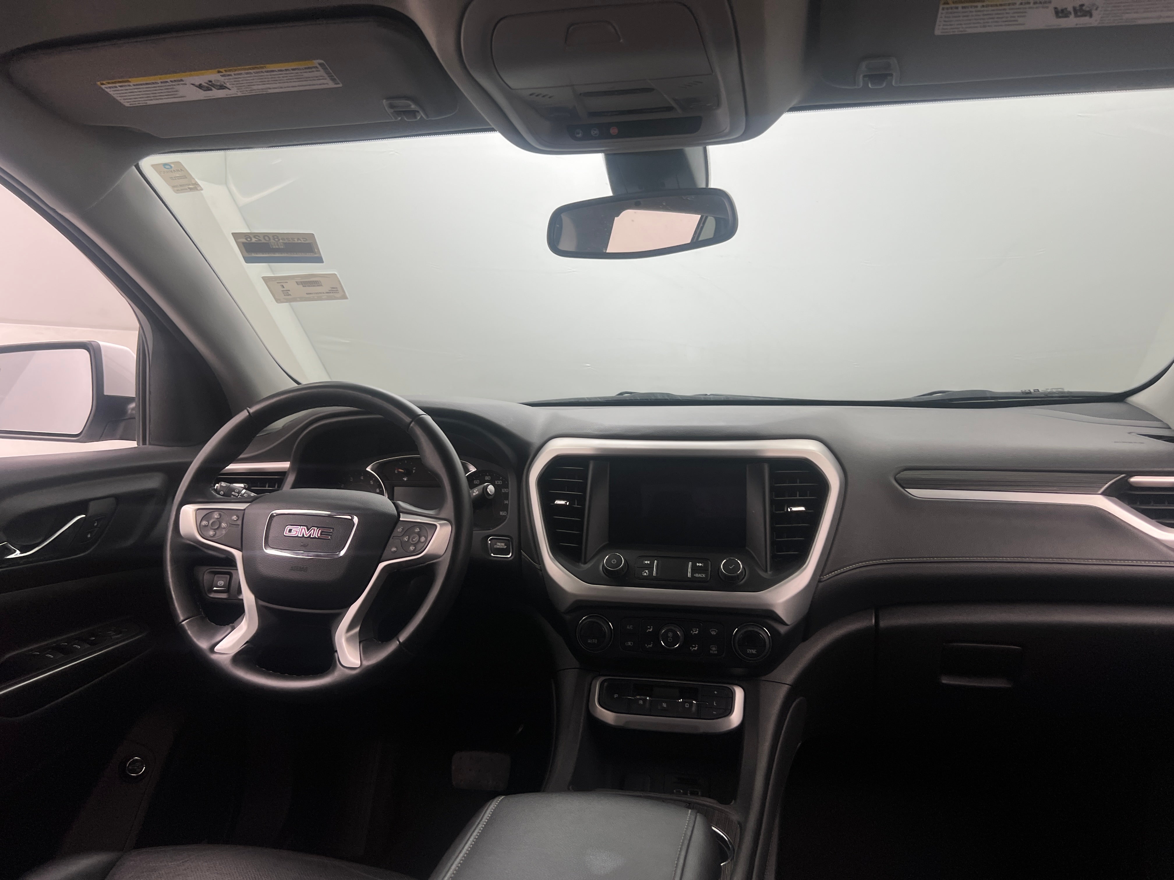 2023 GMC Acadia SLT 3