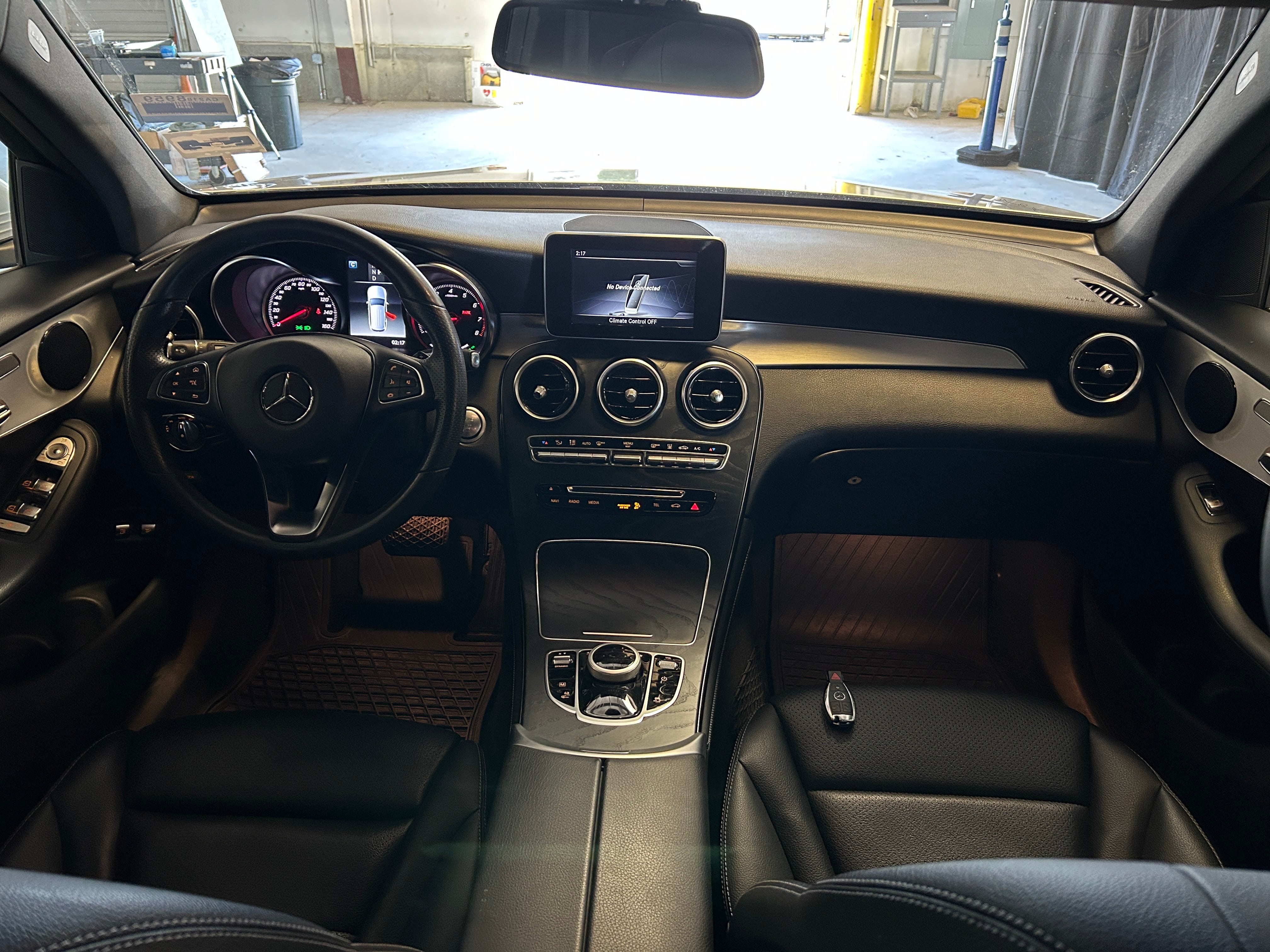 2019 Mercedes-Benz GLC 350 2