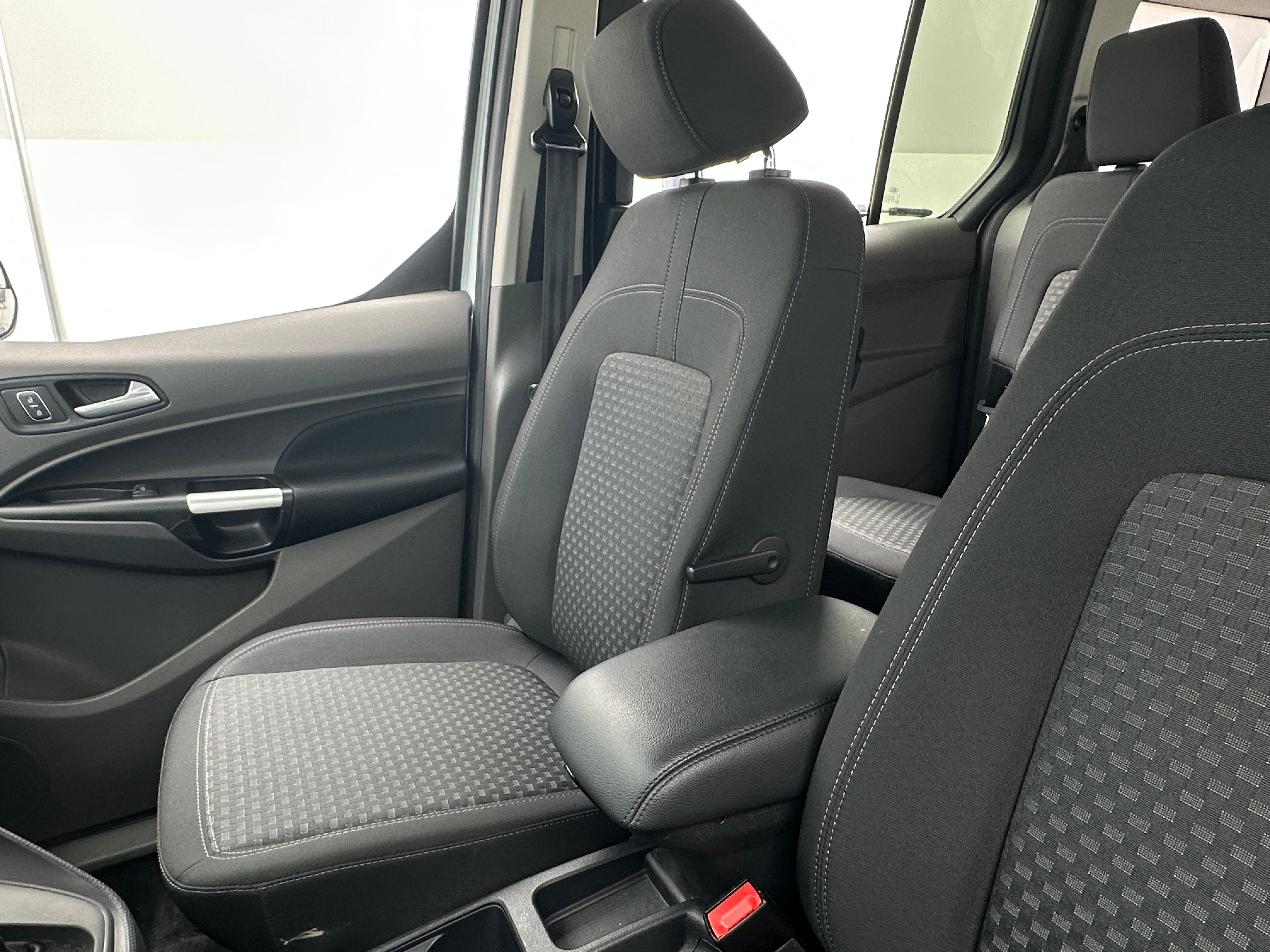 2021 Ford Transit Series Connect XLT 2