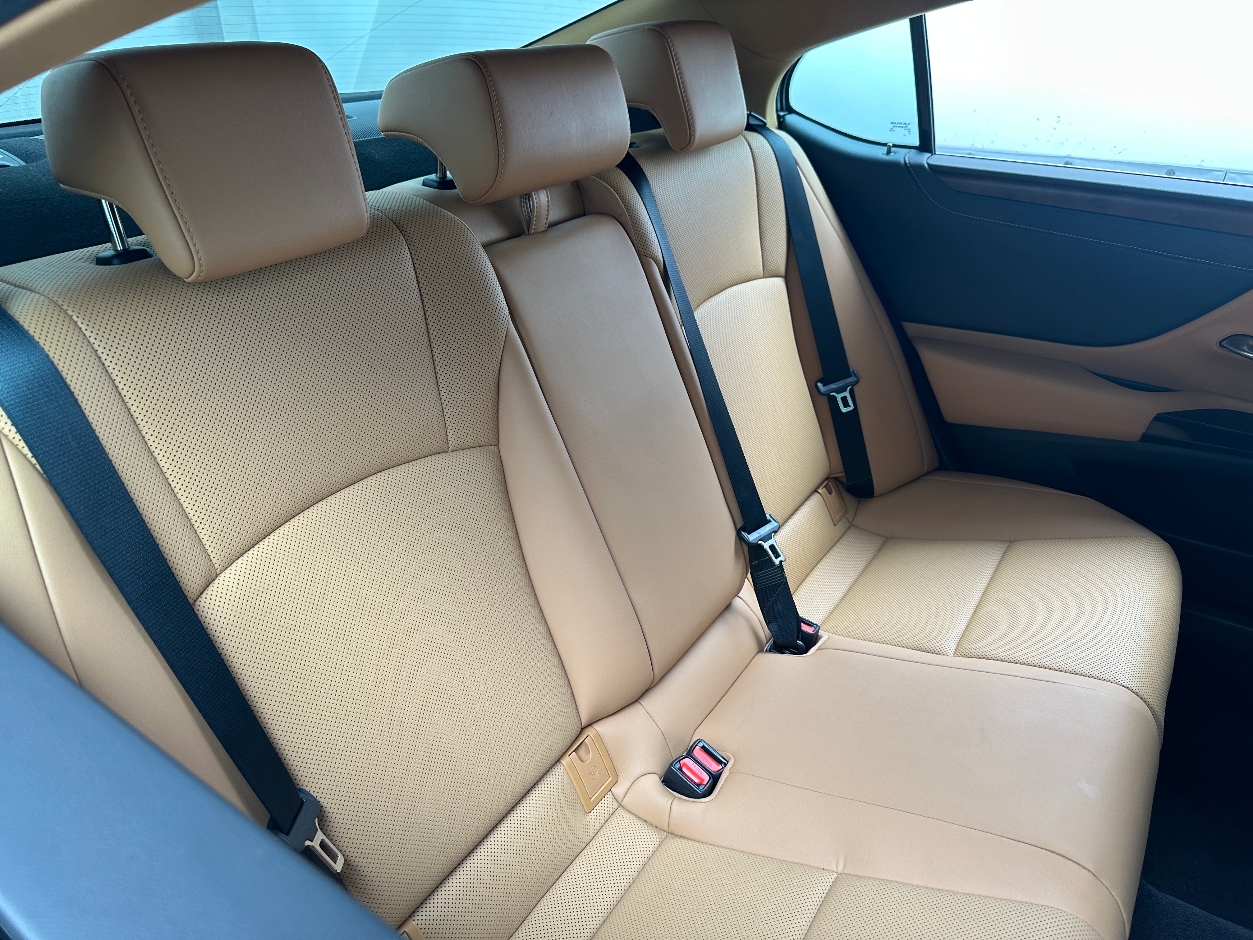 2022 Lexus ES 350 5